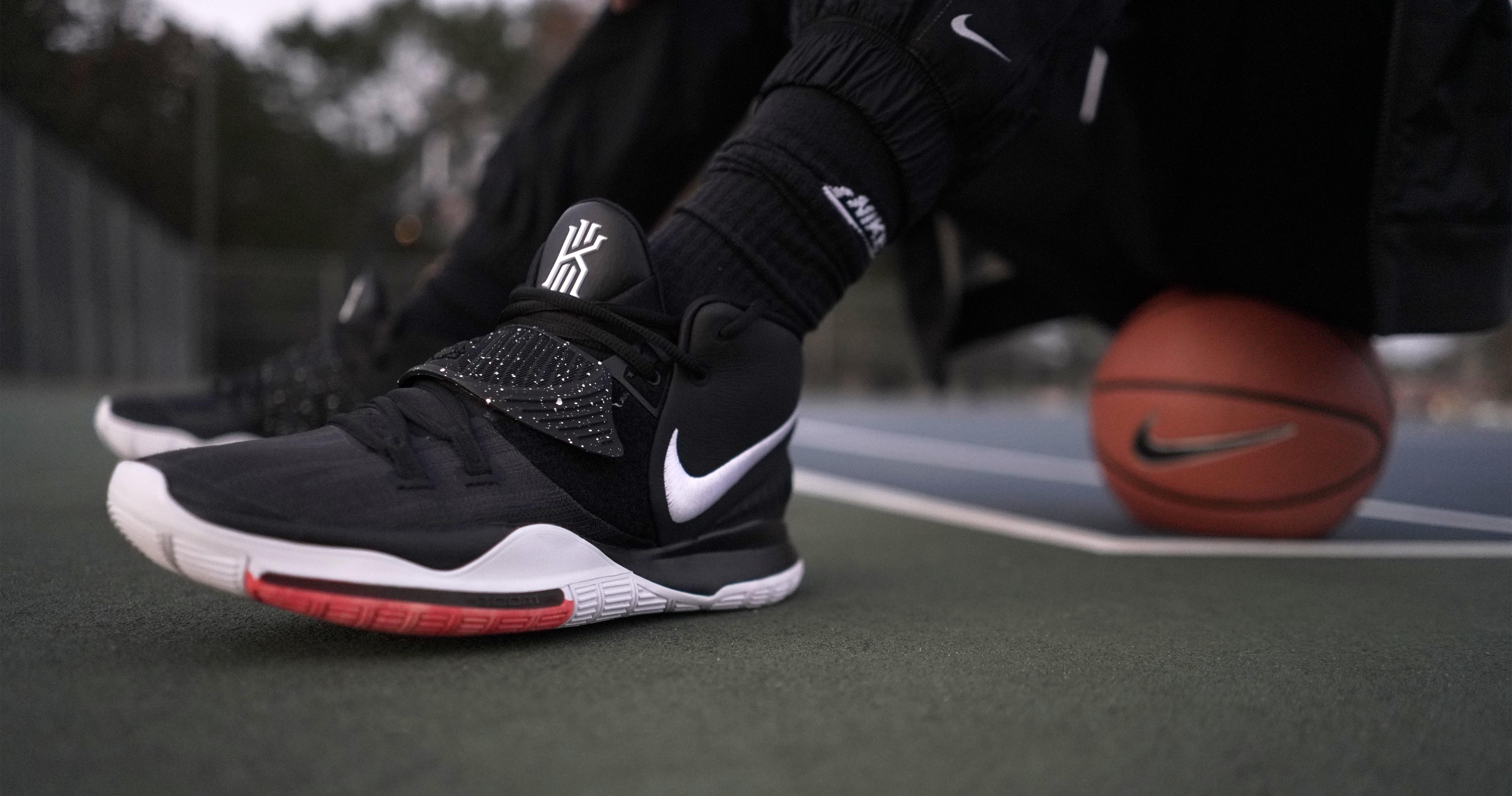 kyrie black basketball shoes