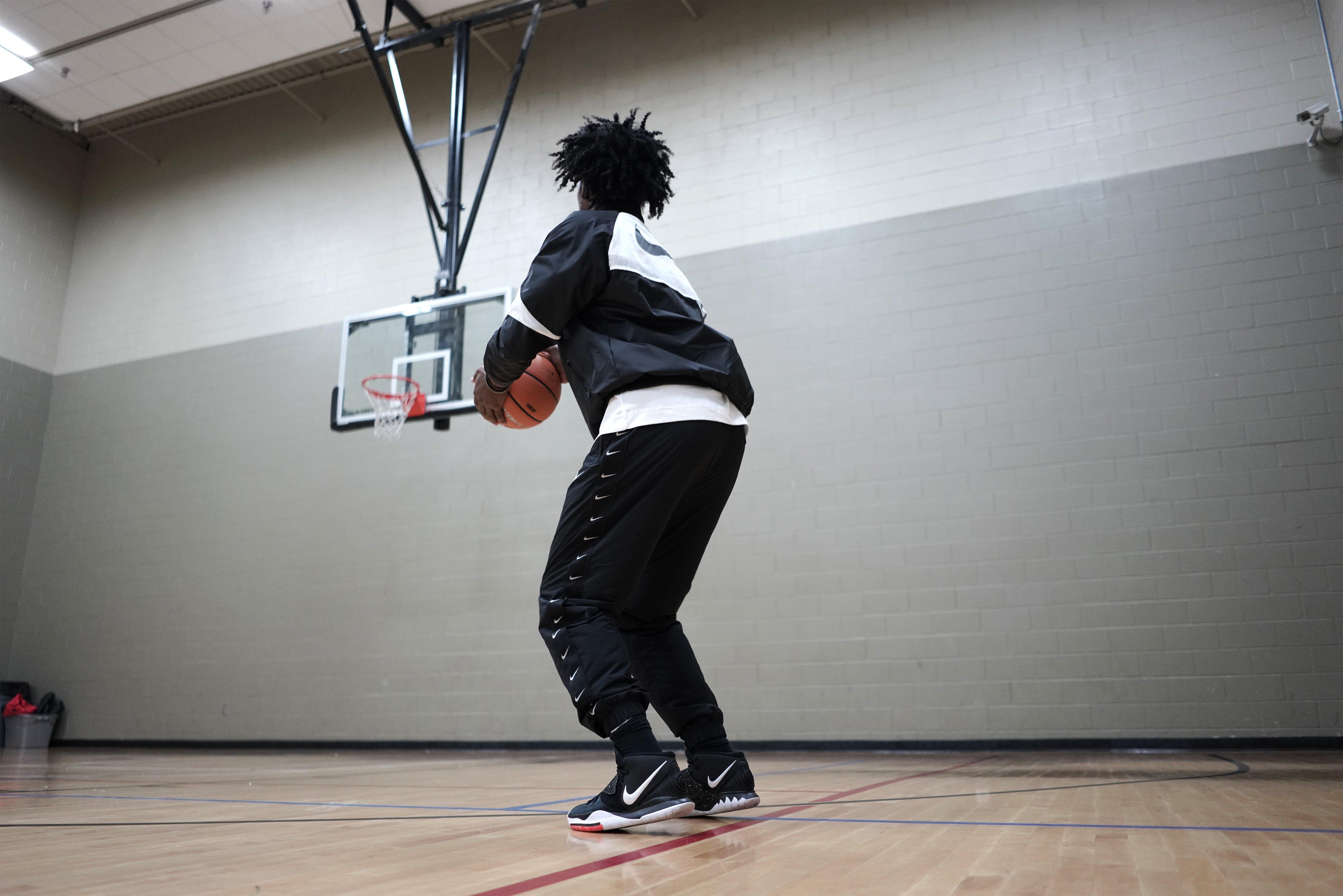 men's kyrie 6 basketball shoes