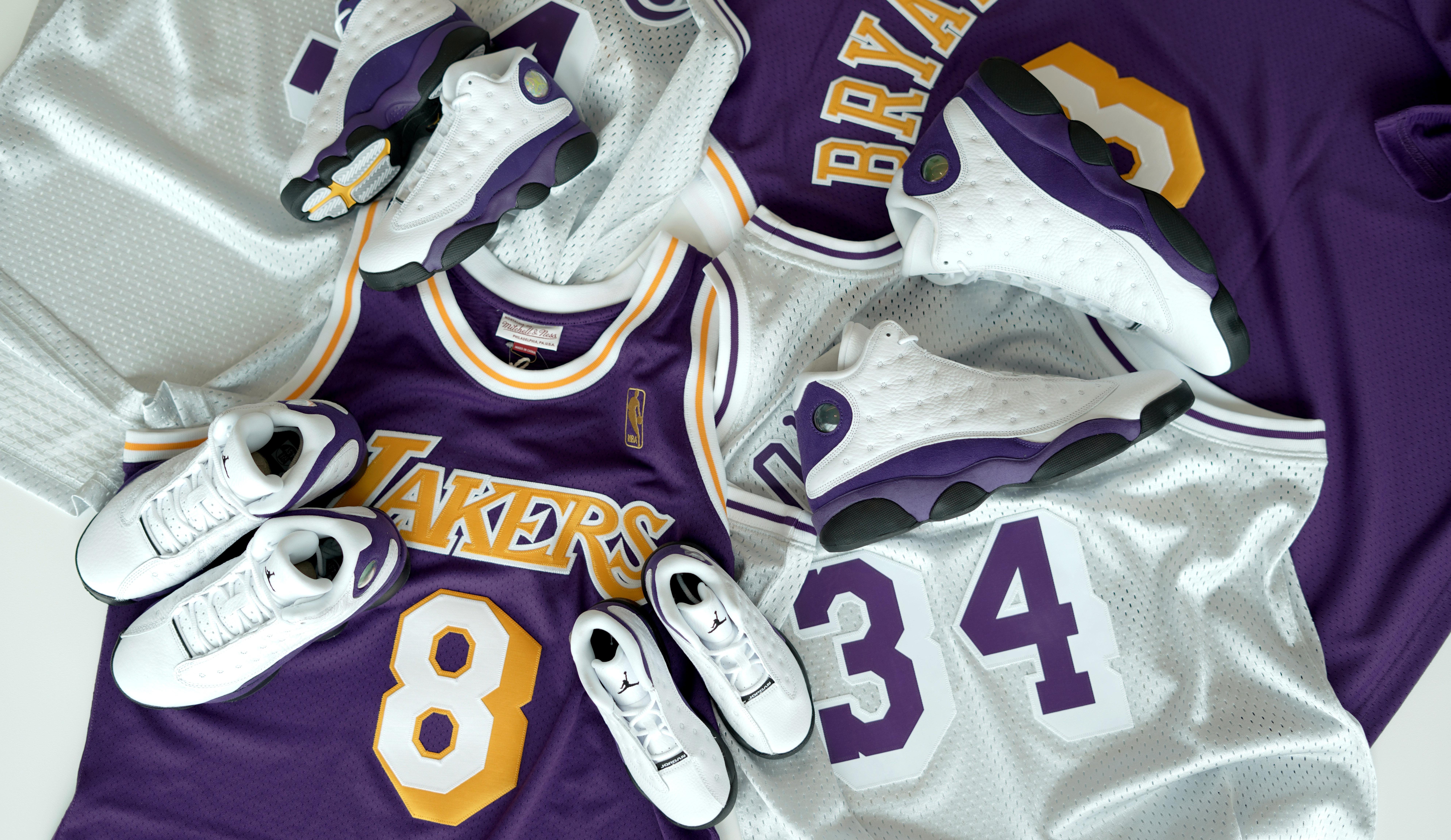 Air Jordan 13 Retro Lakers Men's Shoe - White/Court Purple/University Gold/Black - 10.5