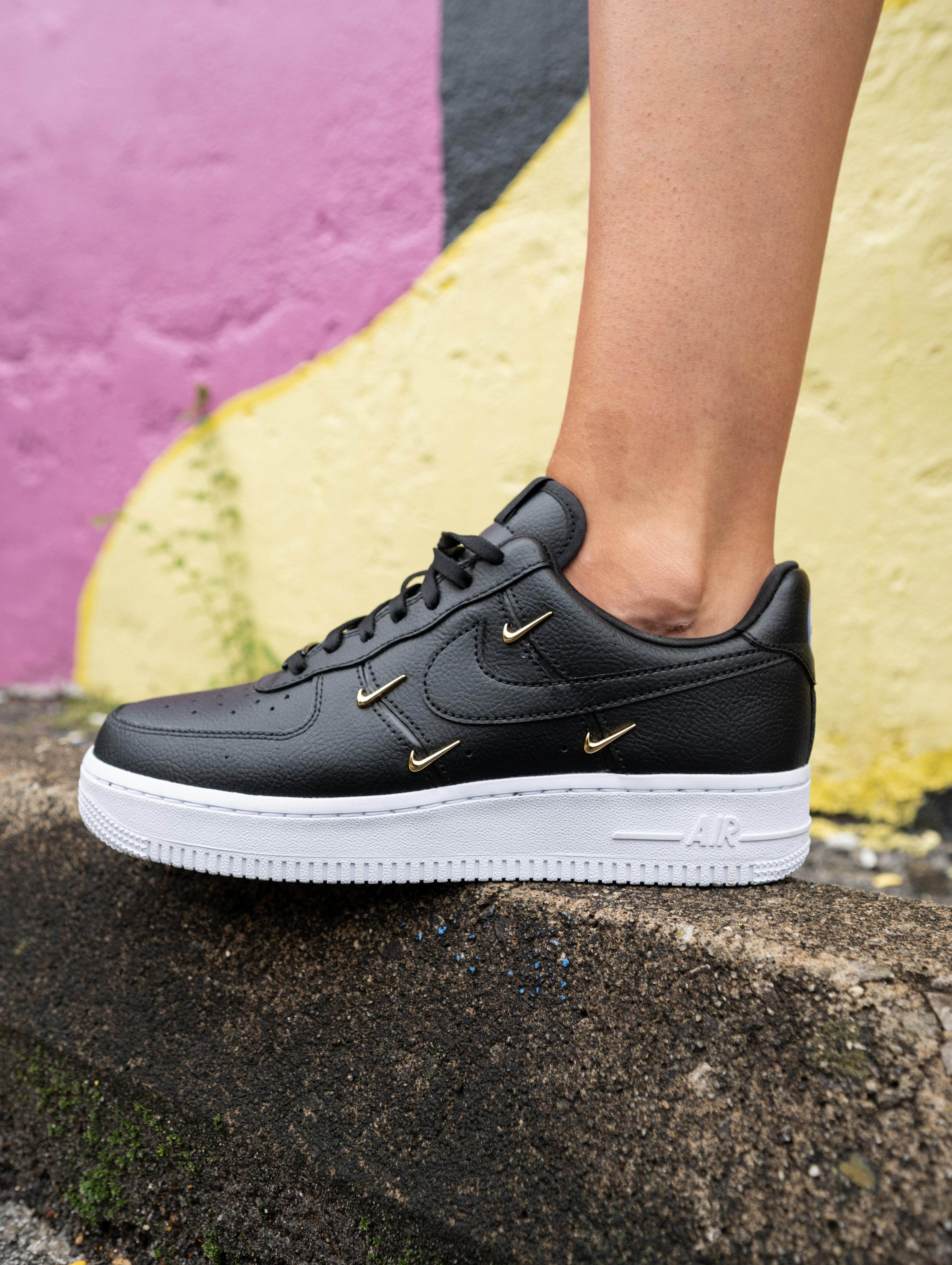 Sneakers Release – Nike Air Force 1 ’07 “St