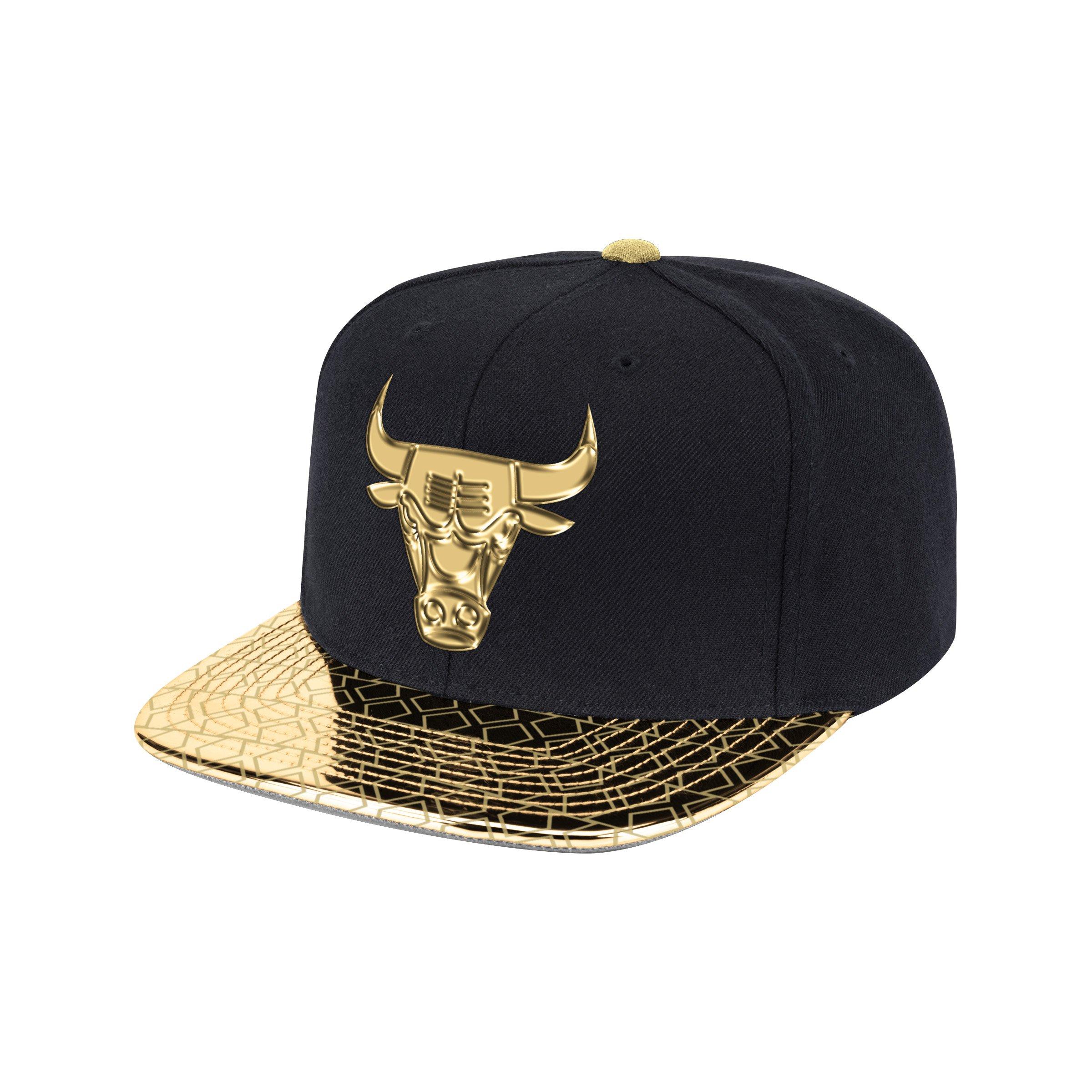 black and gold bulls hat