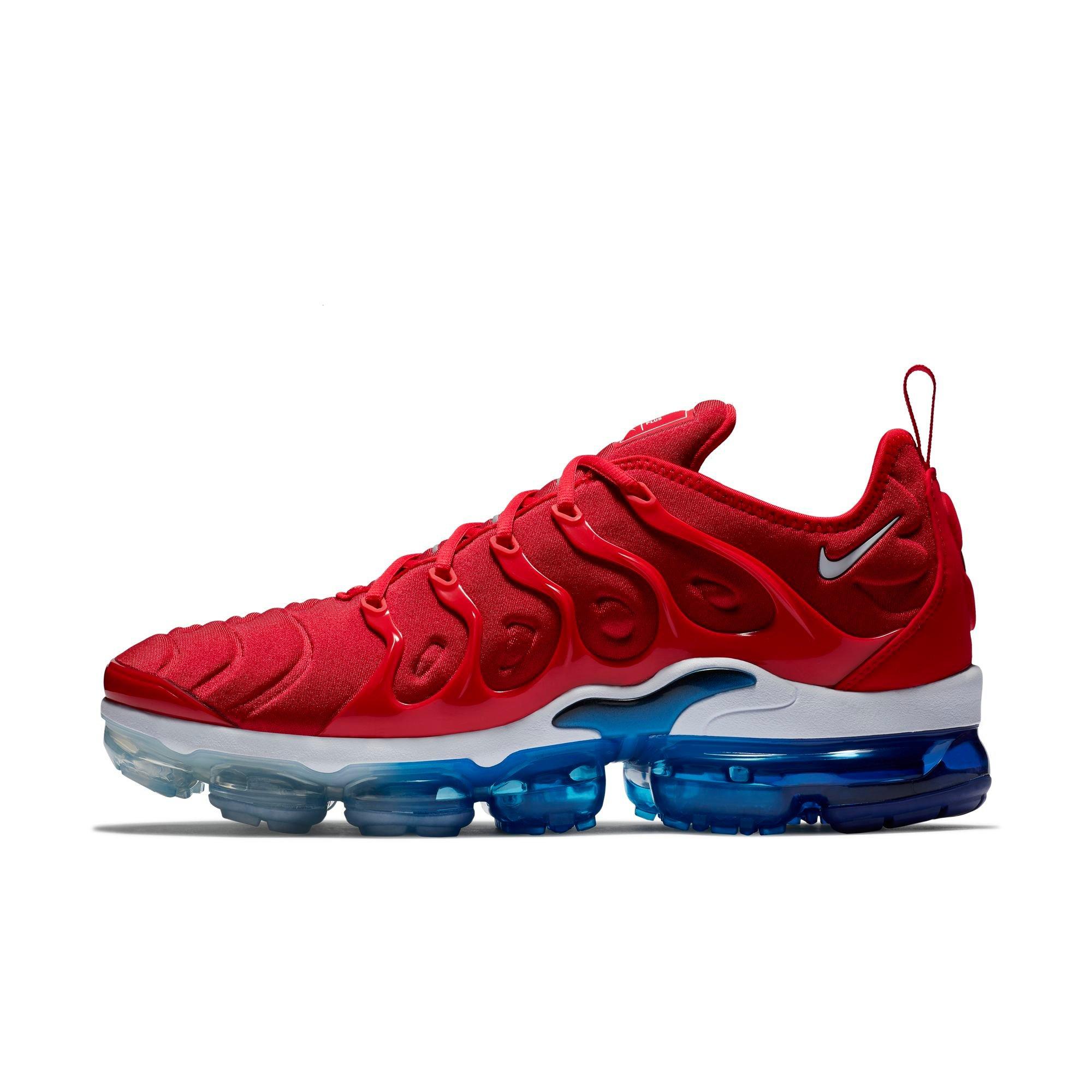 red white and blue vapormax plus