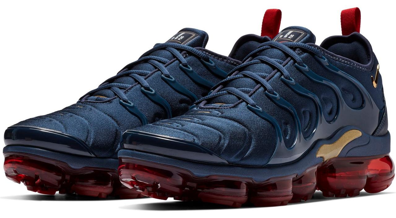 Sneaker Release: Nike VaporMax Plus "Navy/Red" Men's Shoe