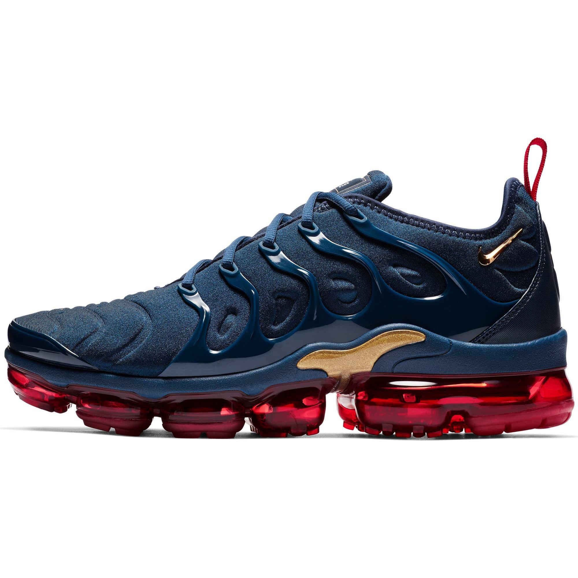 navy blue vapormax plus