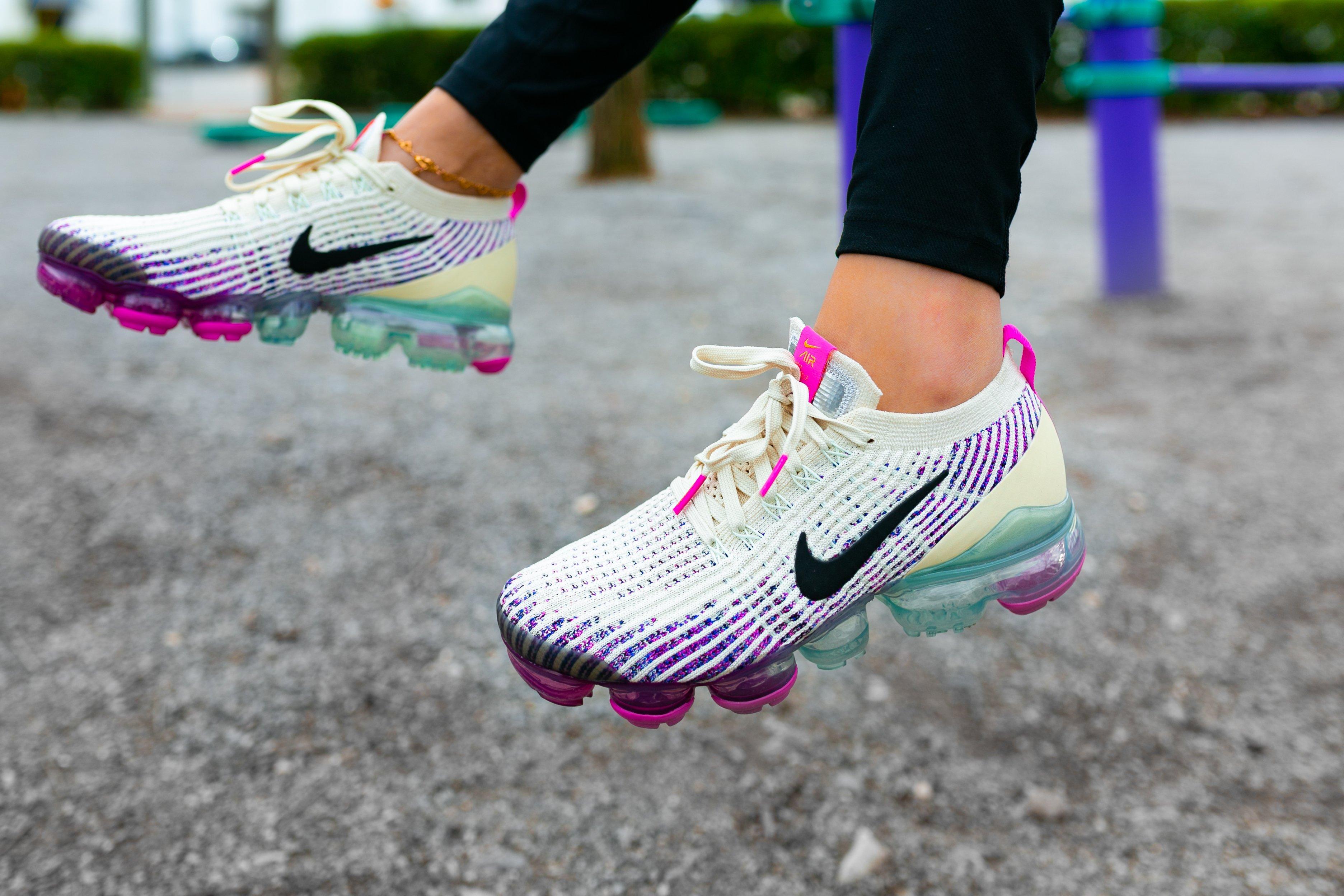 vapormax flyknit 3 hyper pink