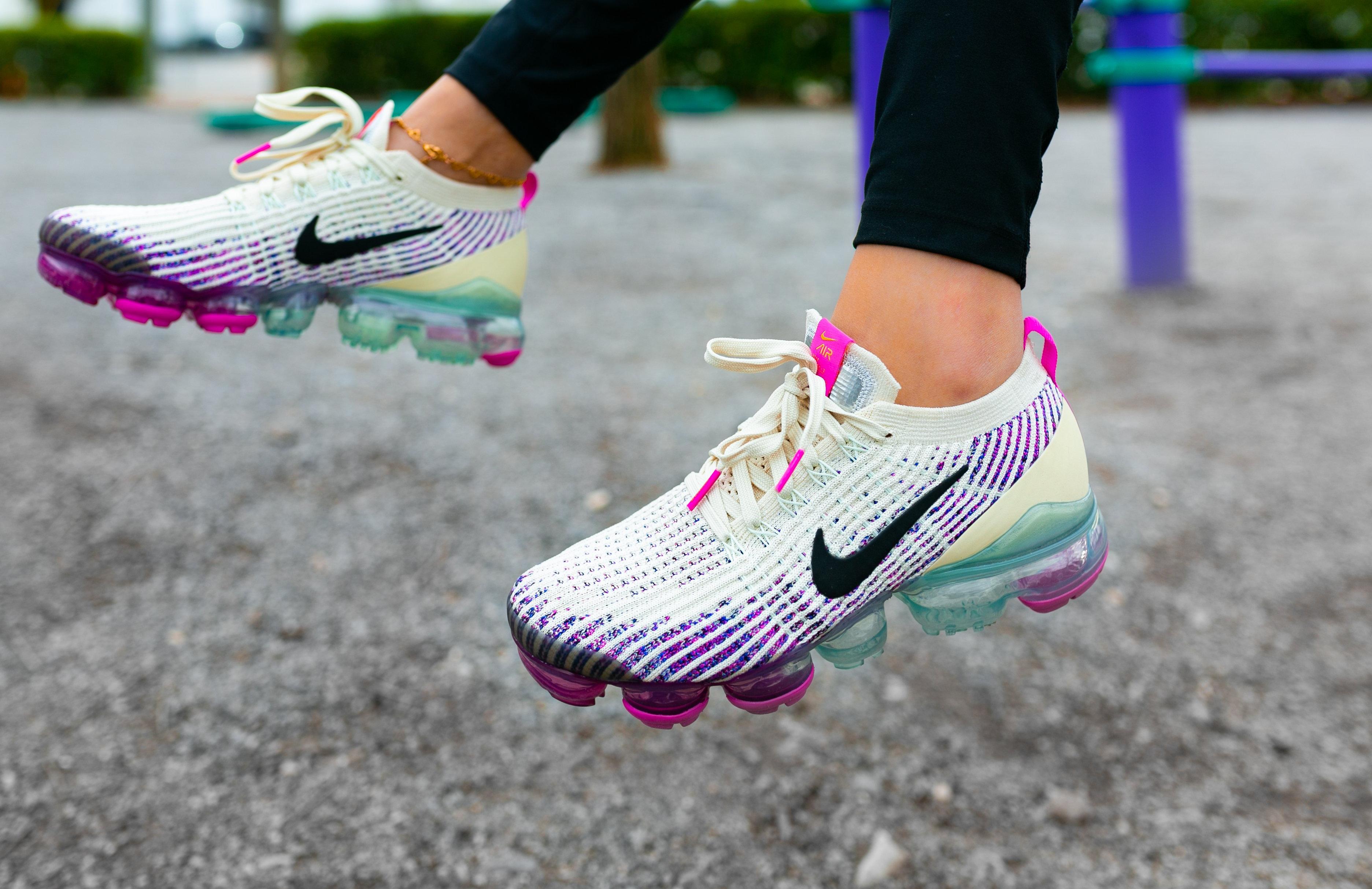 women's nike air vapormax flyknit shoes