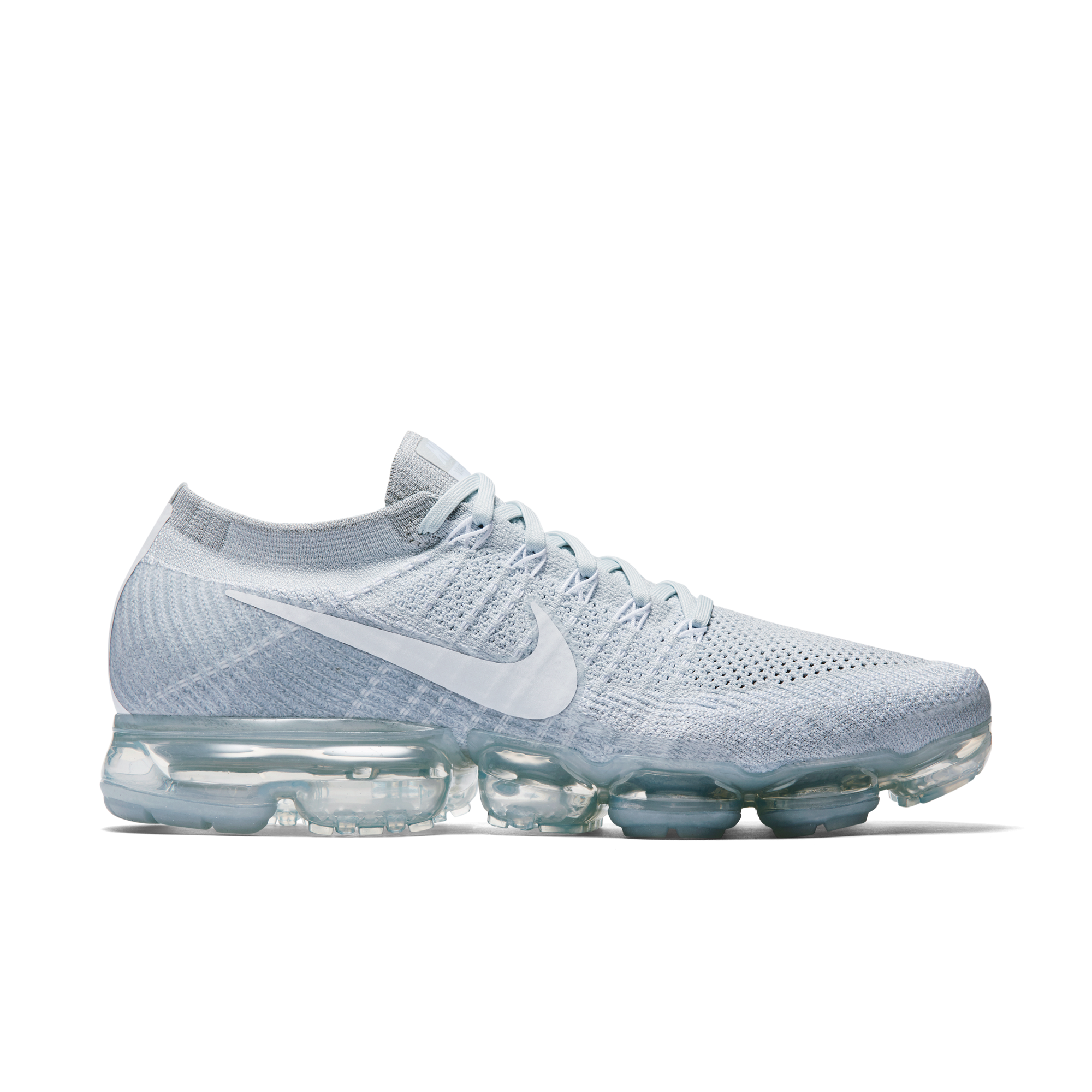 nike air vapormax flyknit triple noir men's running shoe