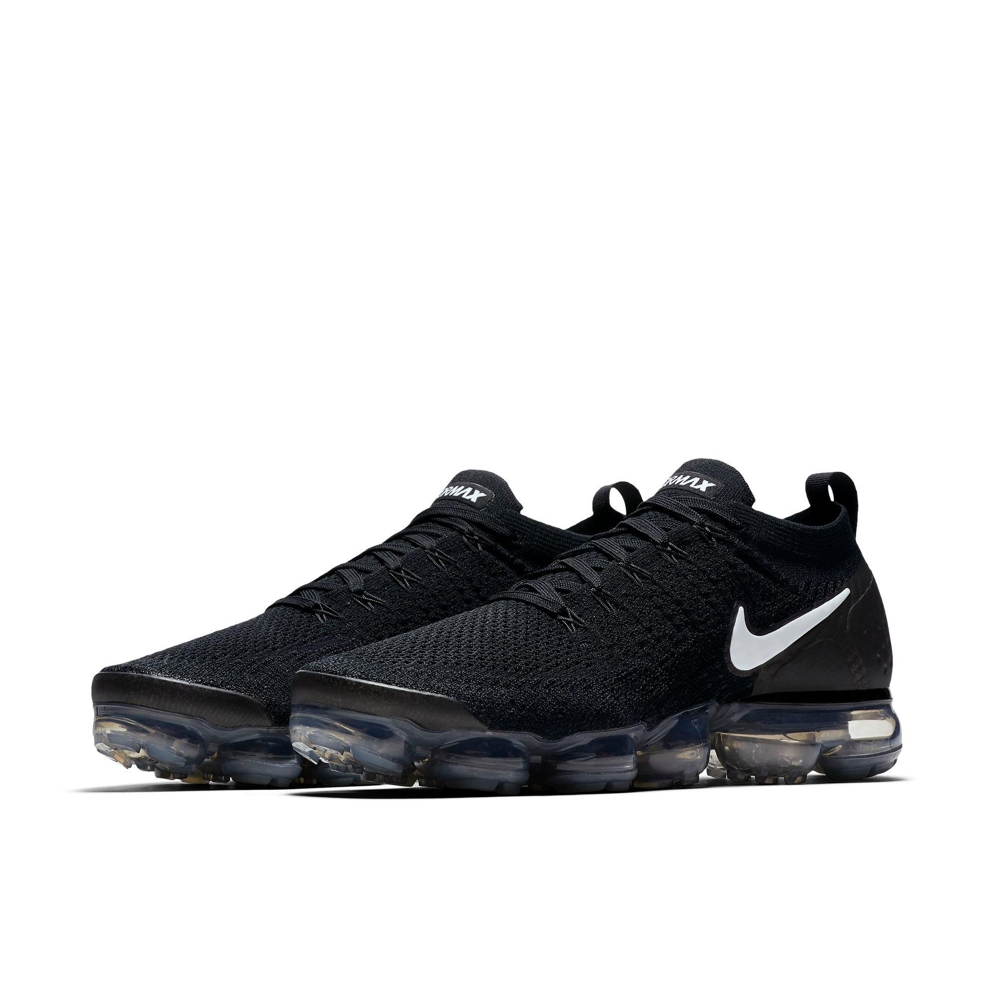 all black nike vapormax flyknit 2