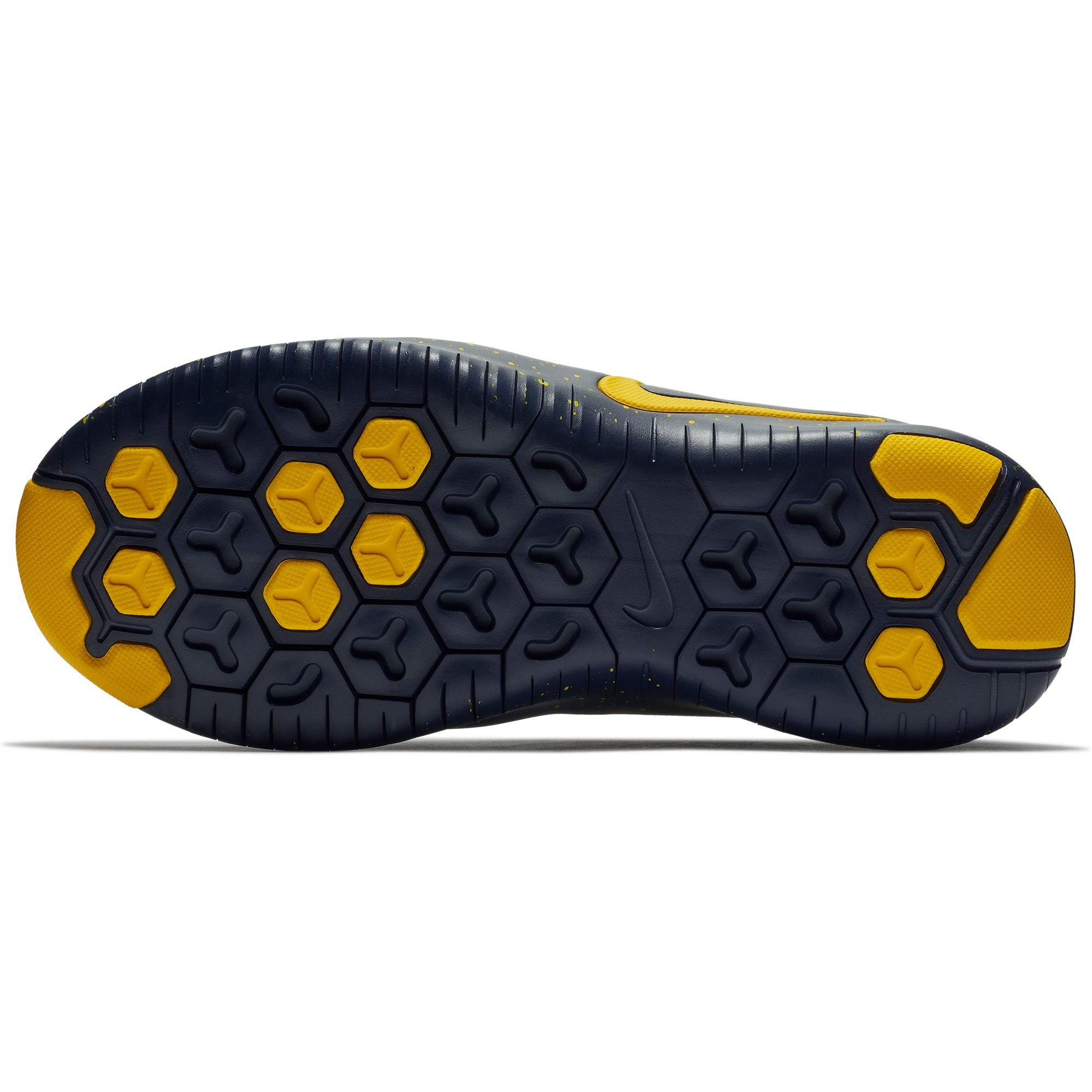 nike free tr8 michigan