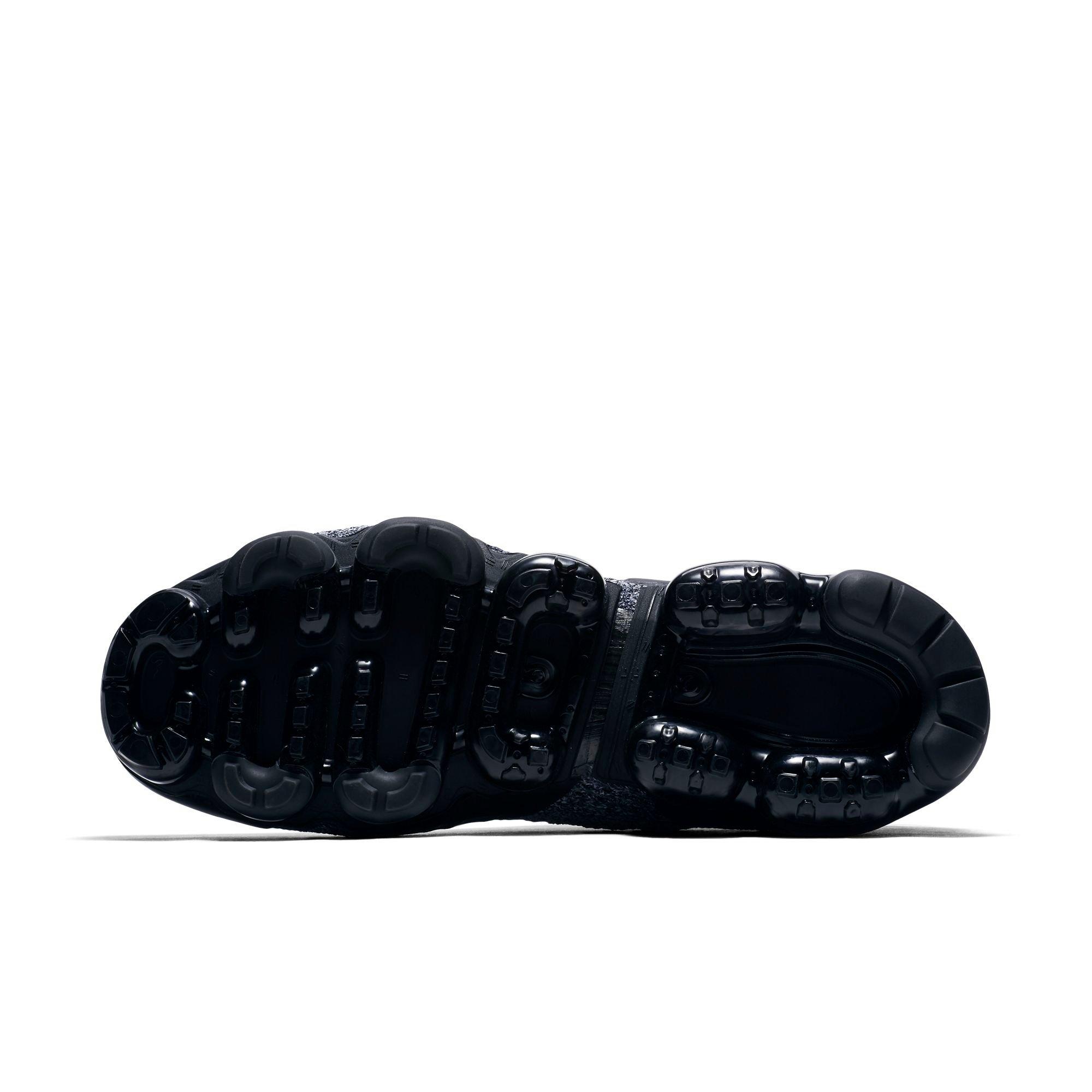 Nike Air VaporMax Flyknit 2.0 Crimson Pulse HYPEBEAST