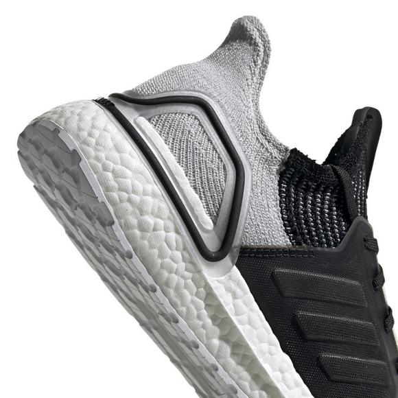 adidas UltraBoost 19 adidas UltraBoost 19