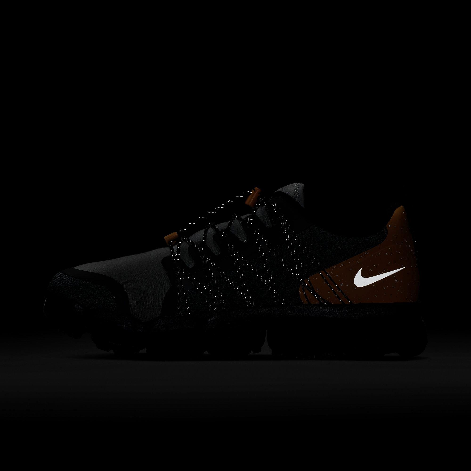 nike utility khaki