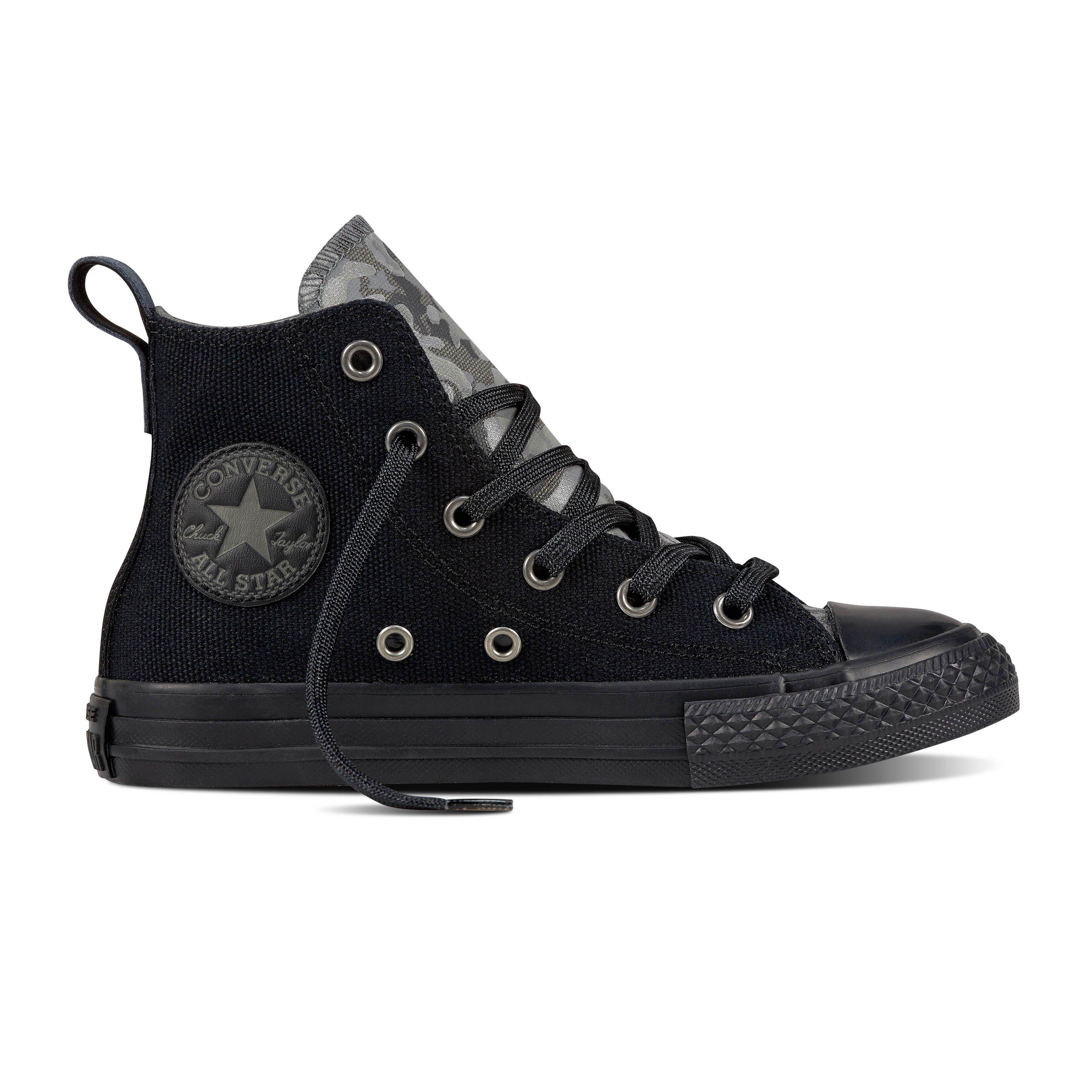 black camo converse