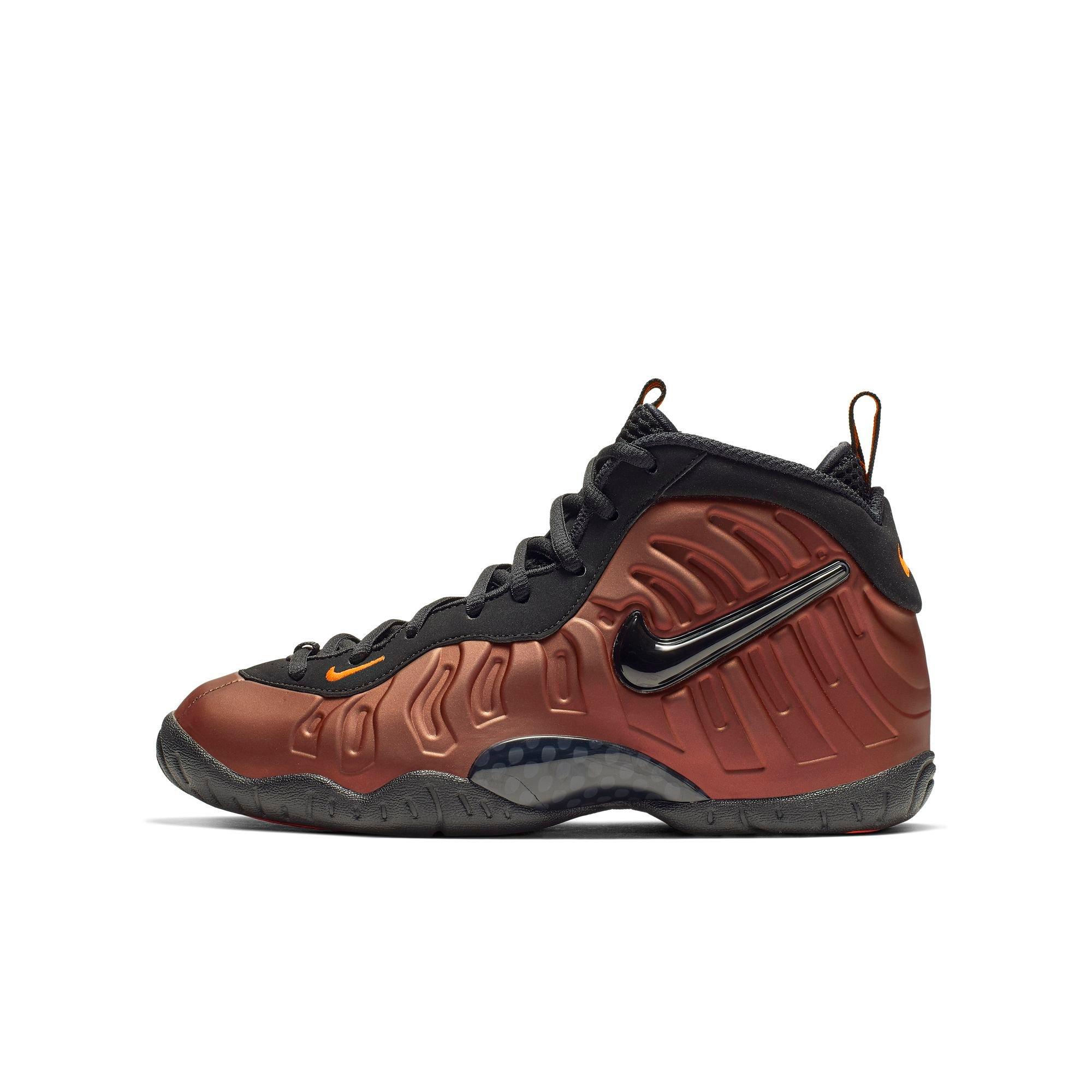 hyper crimson black foamposite