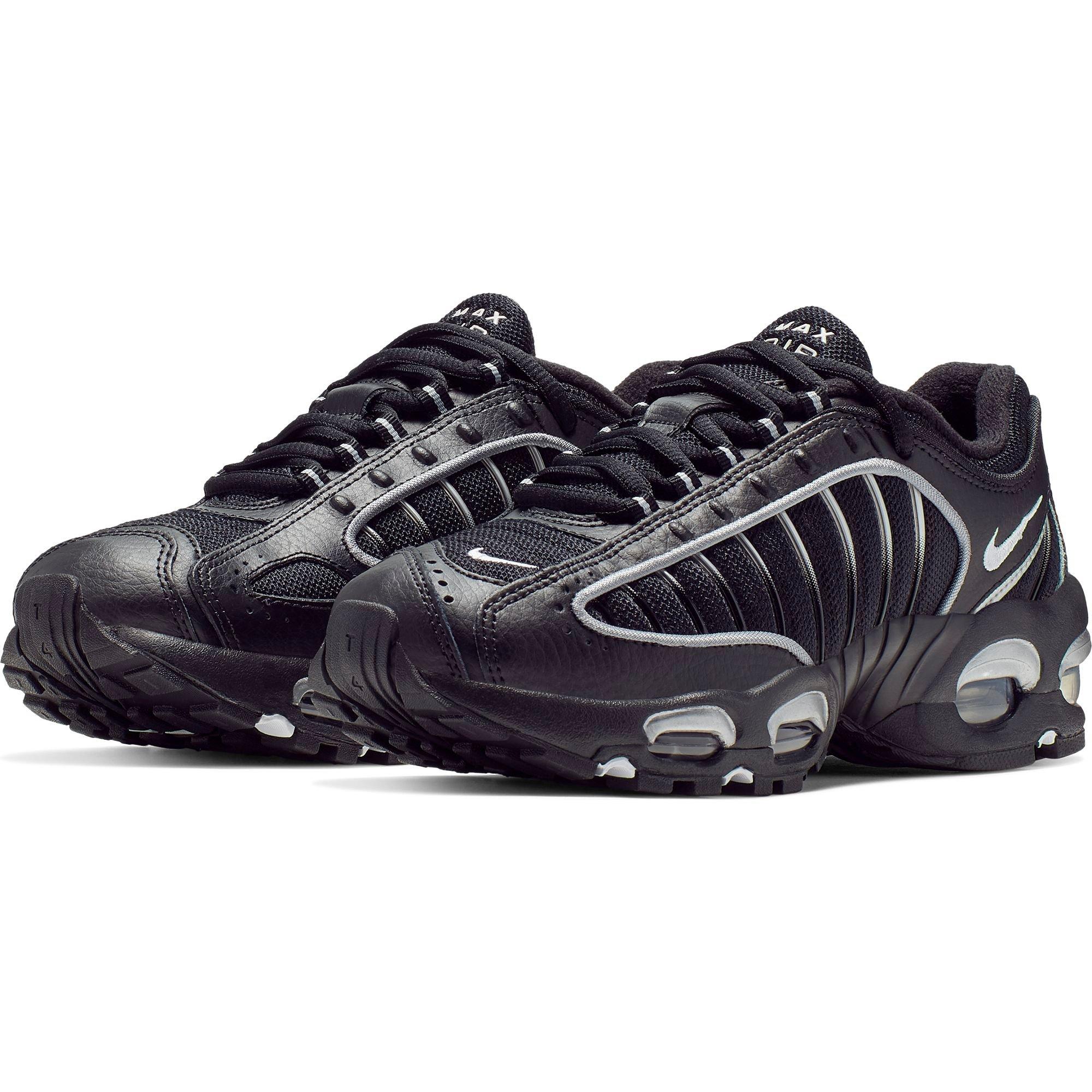 nike tailwind black silver
