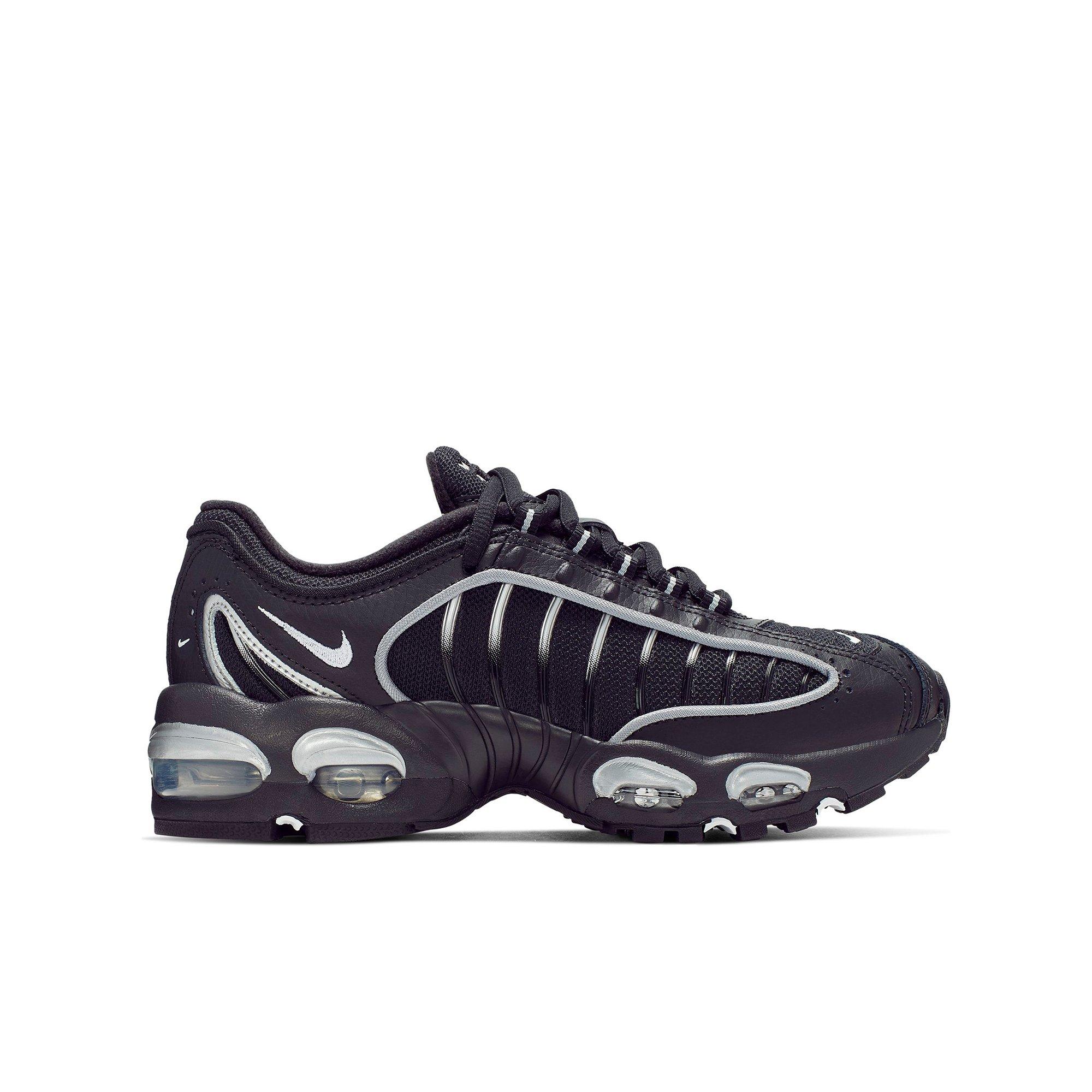 nike tailwind black silver