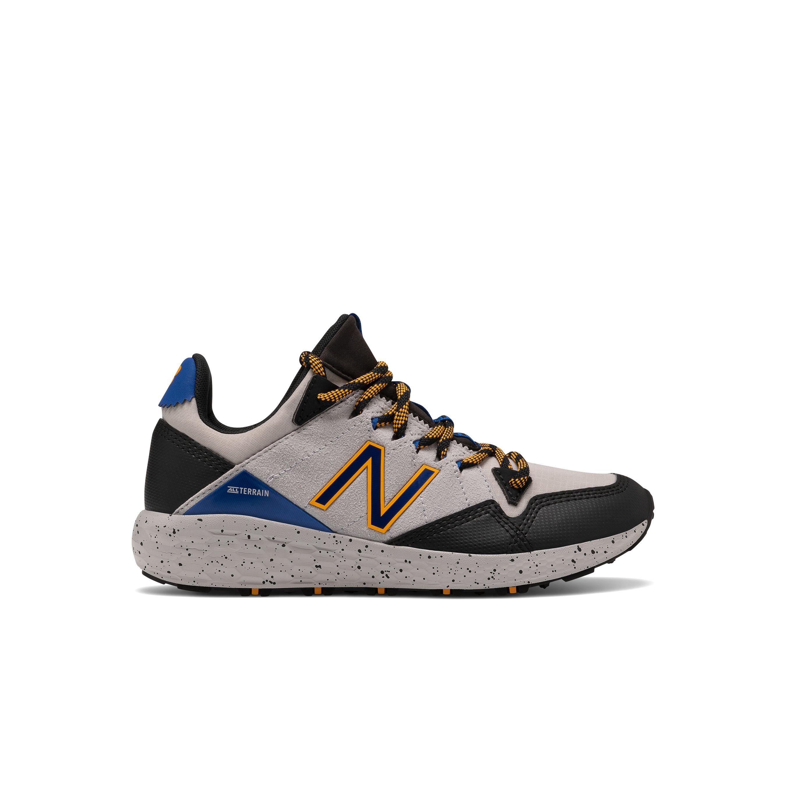 new balance boys runners