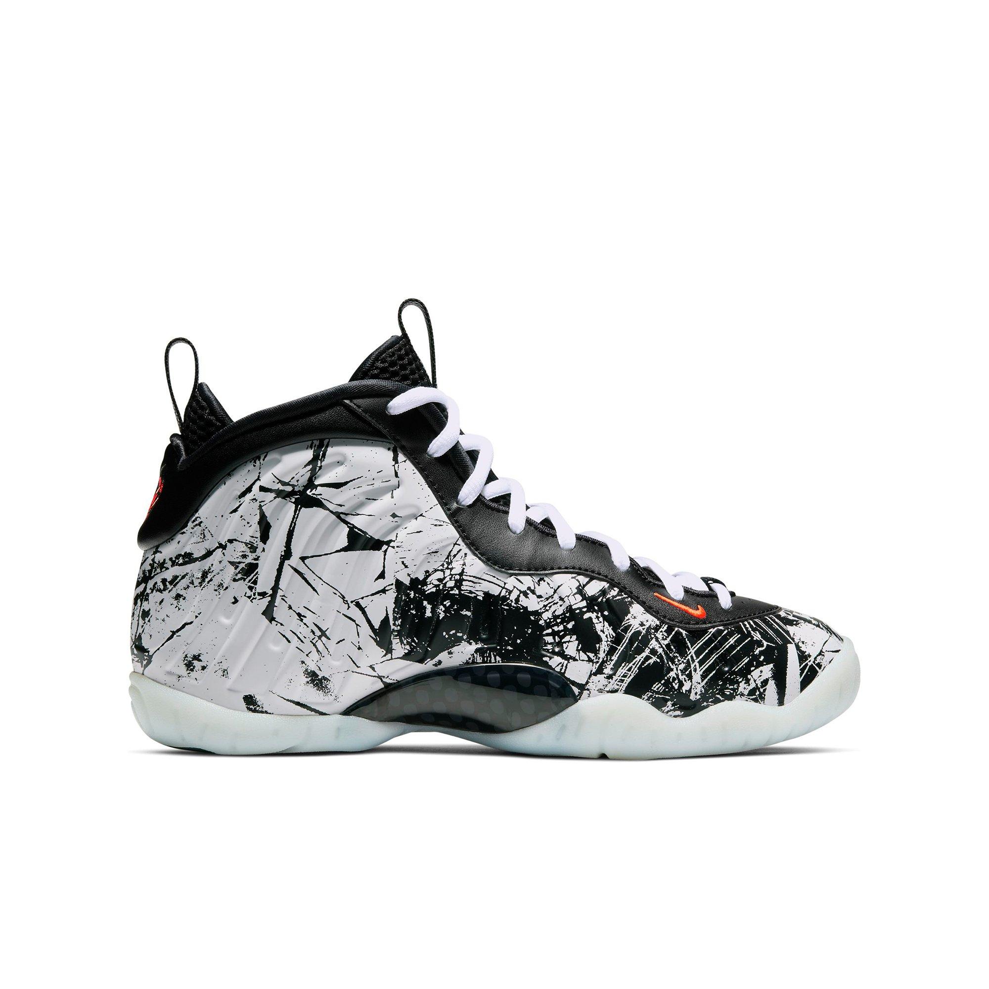 nike little posite one qs