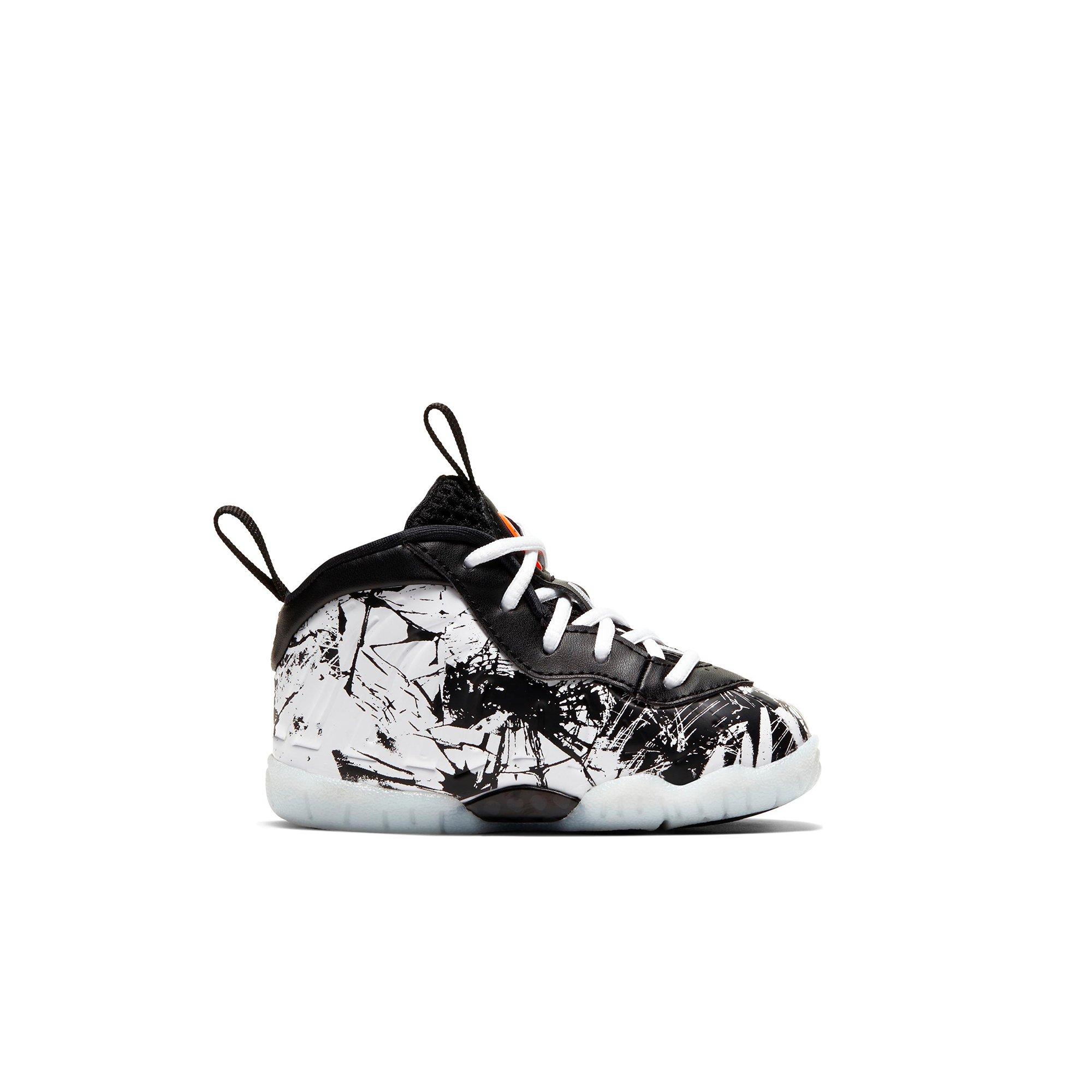 nike little posite one black and white