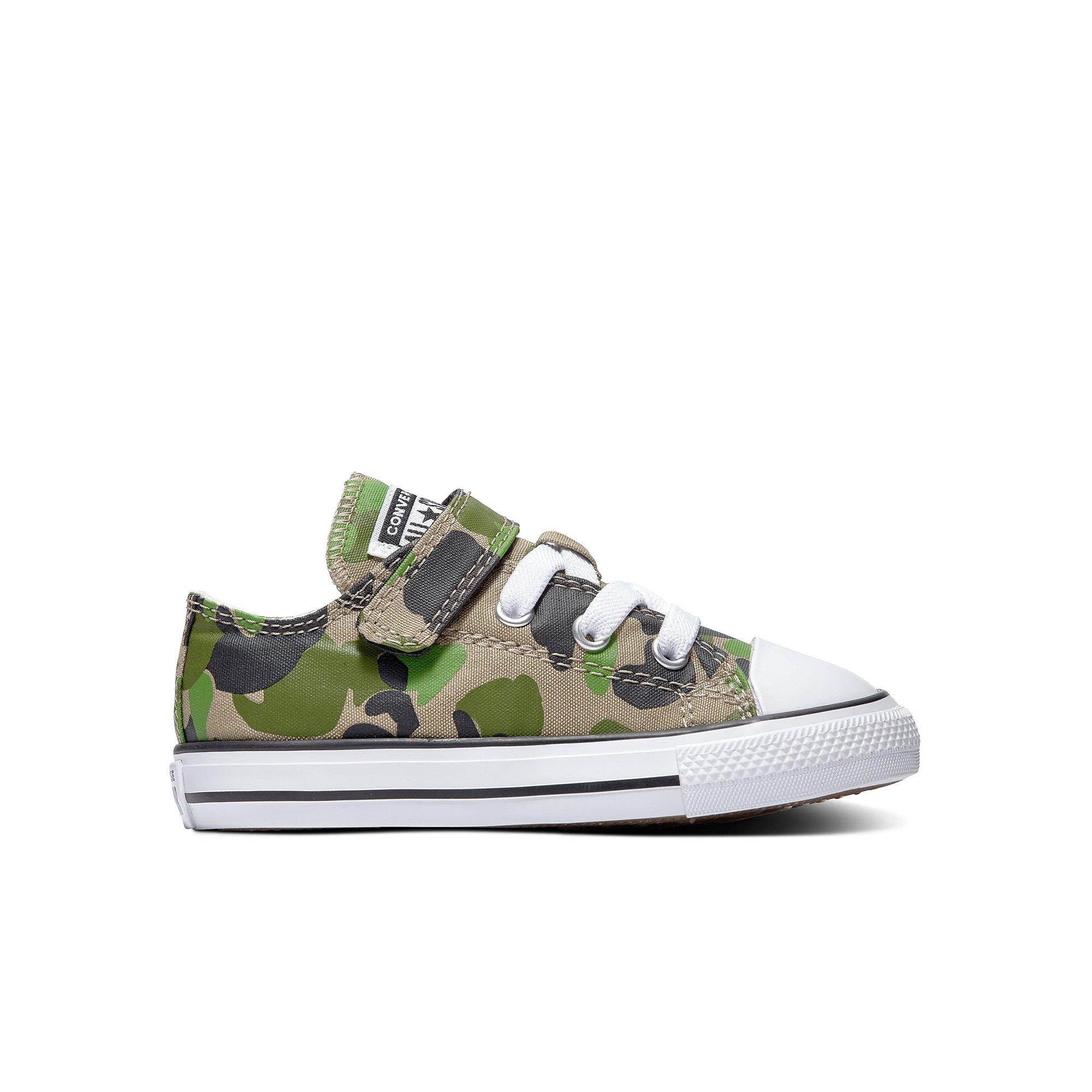 boys camo converse