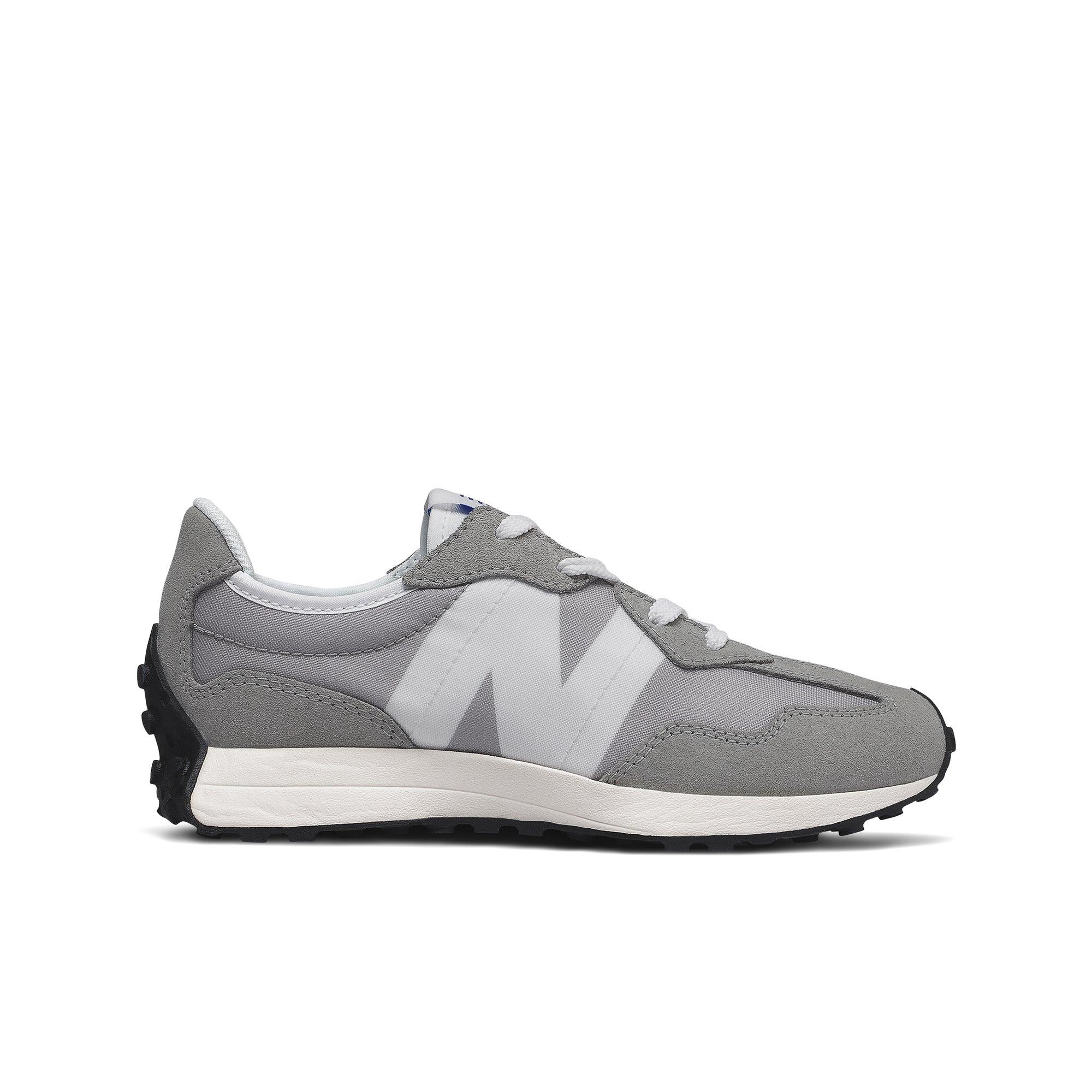 hibbett new balance