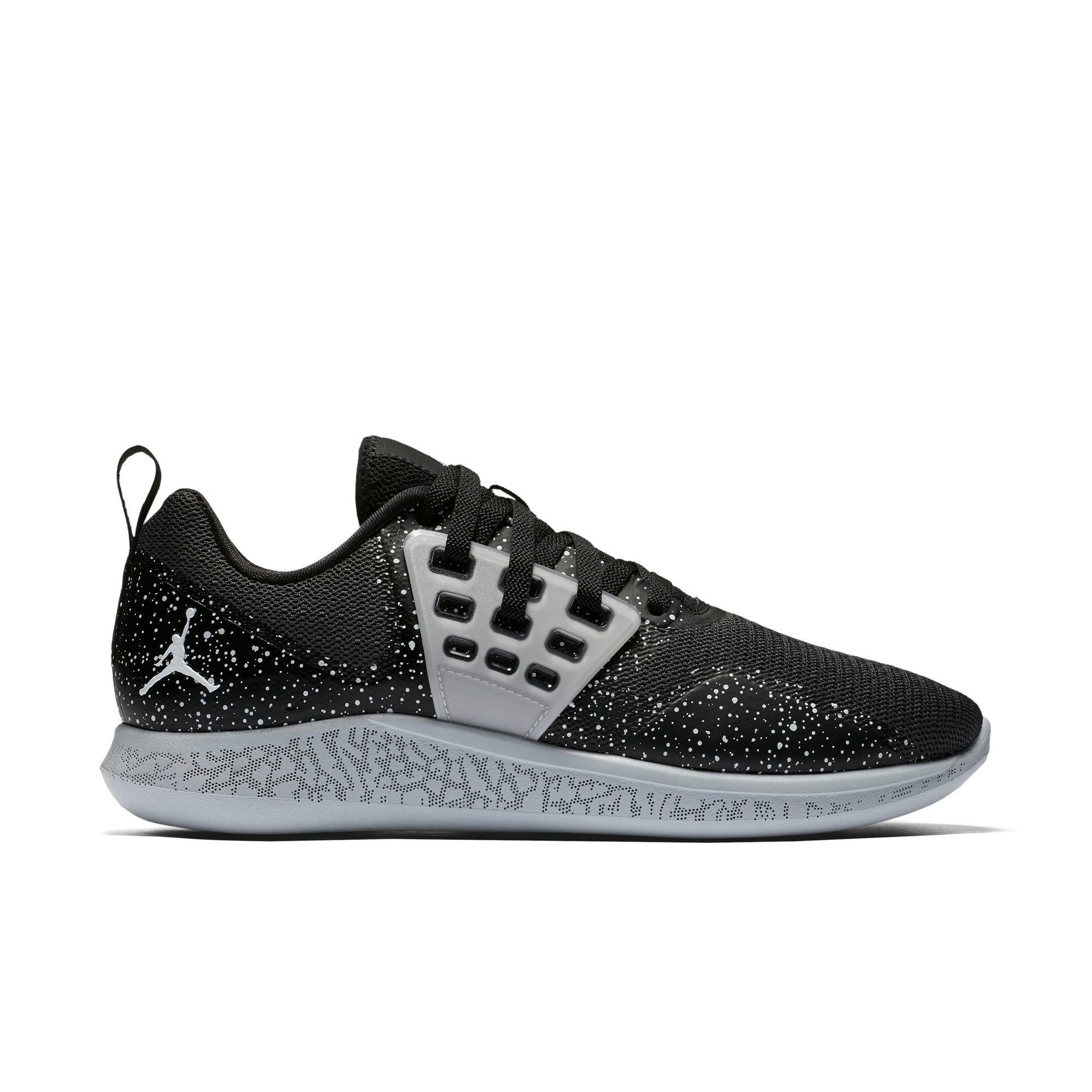 mens jordan training shoes