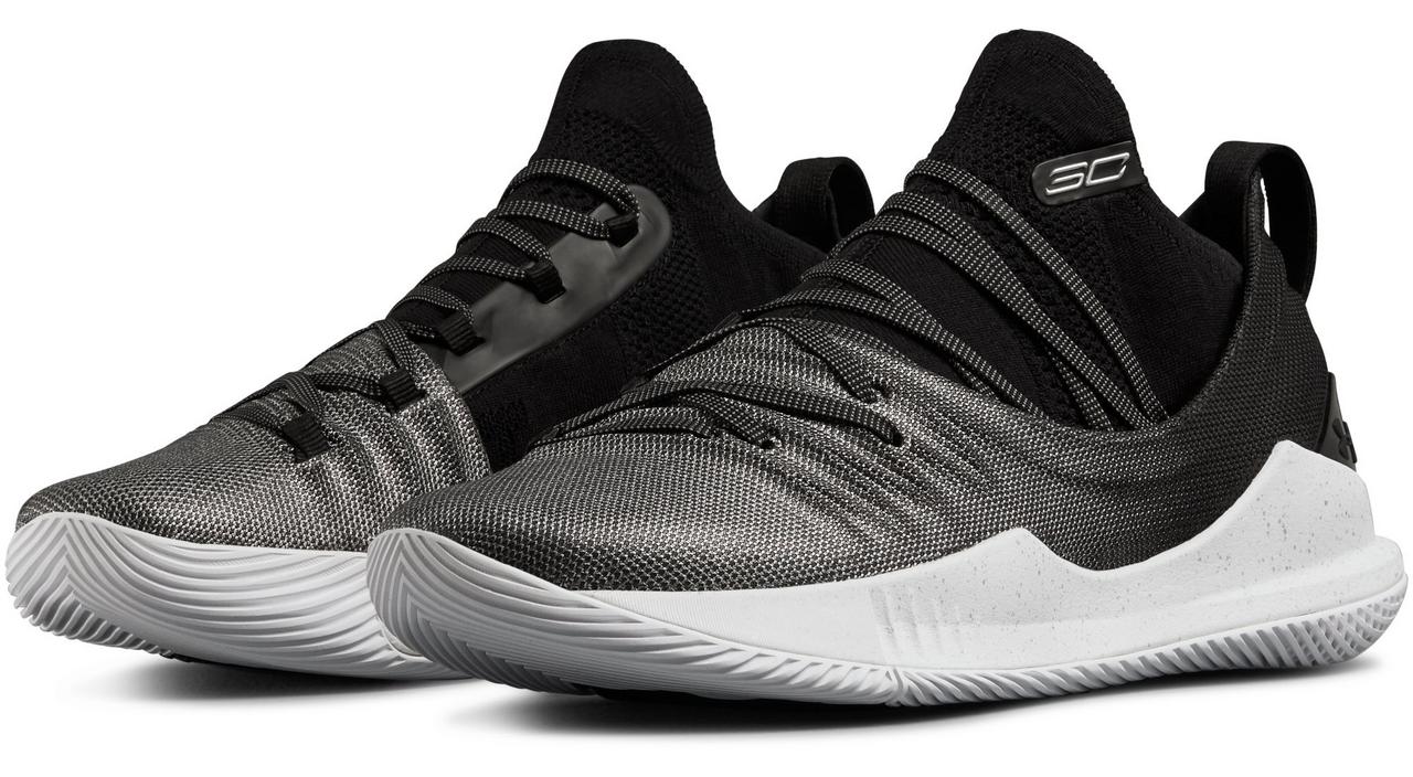 curry 5 black and grey