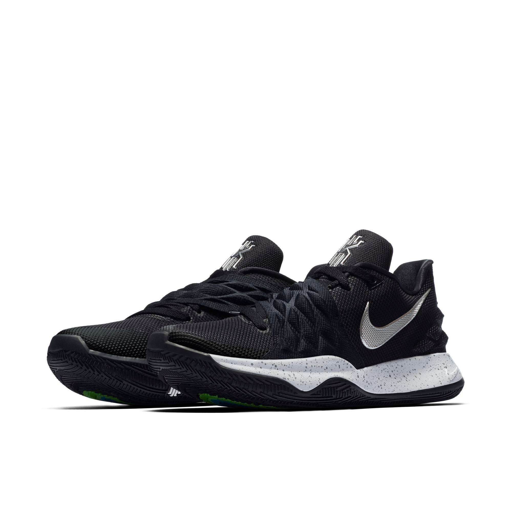 kyrie low black and white