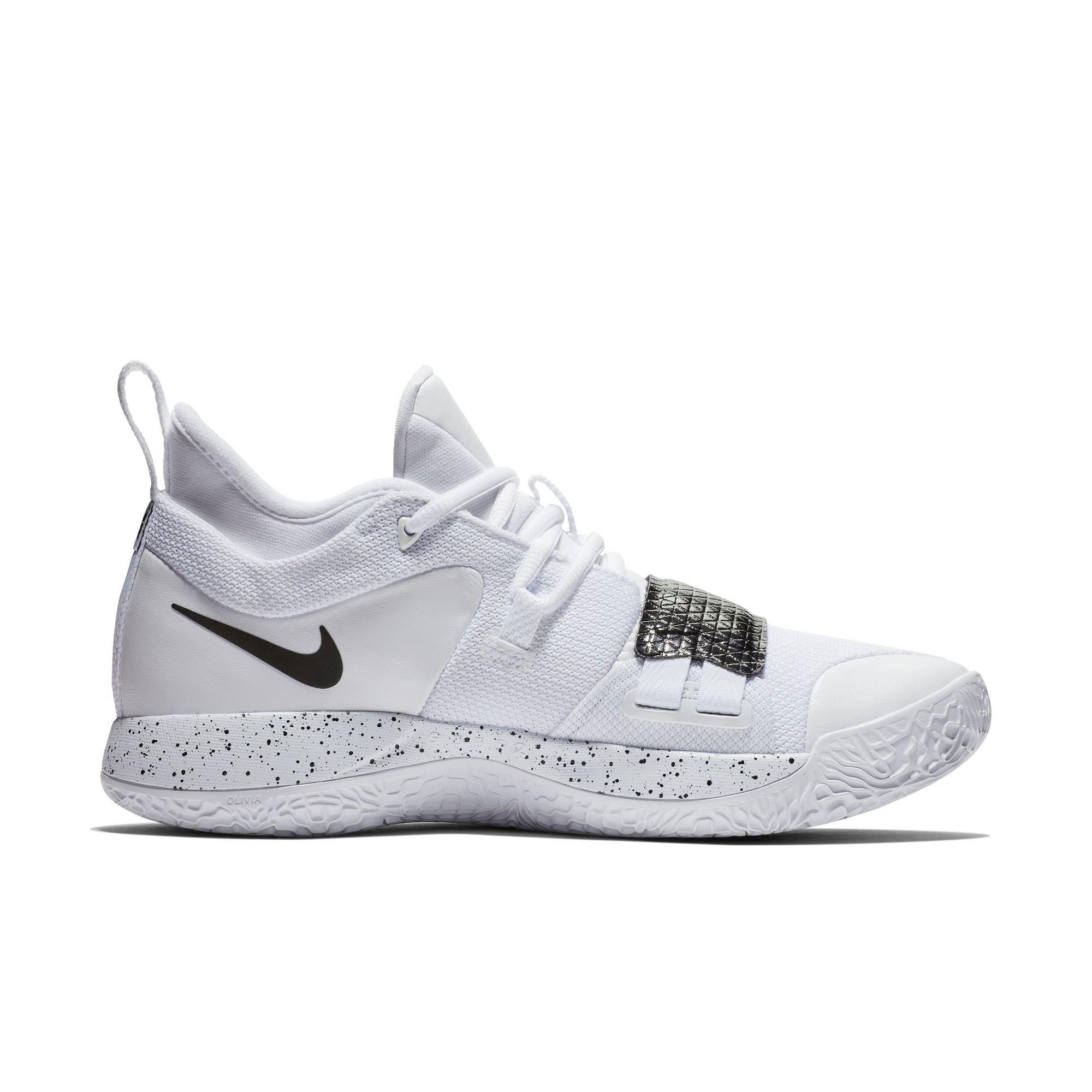 pg 2.5 shoes white