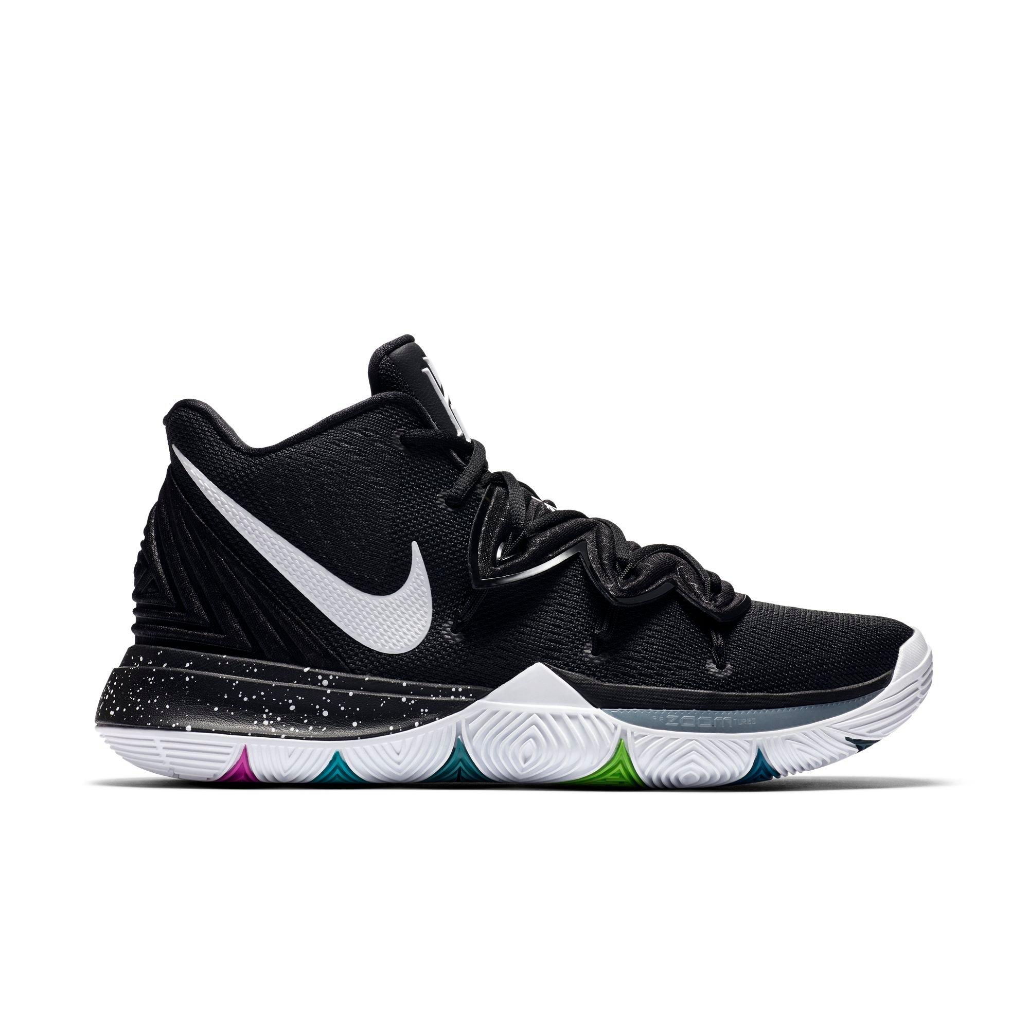 women kyrie 5