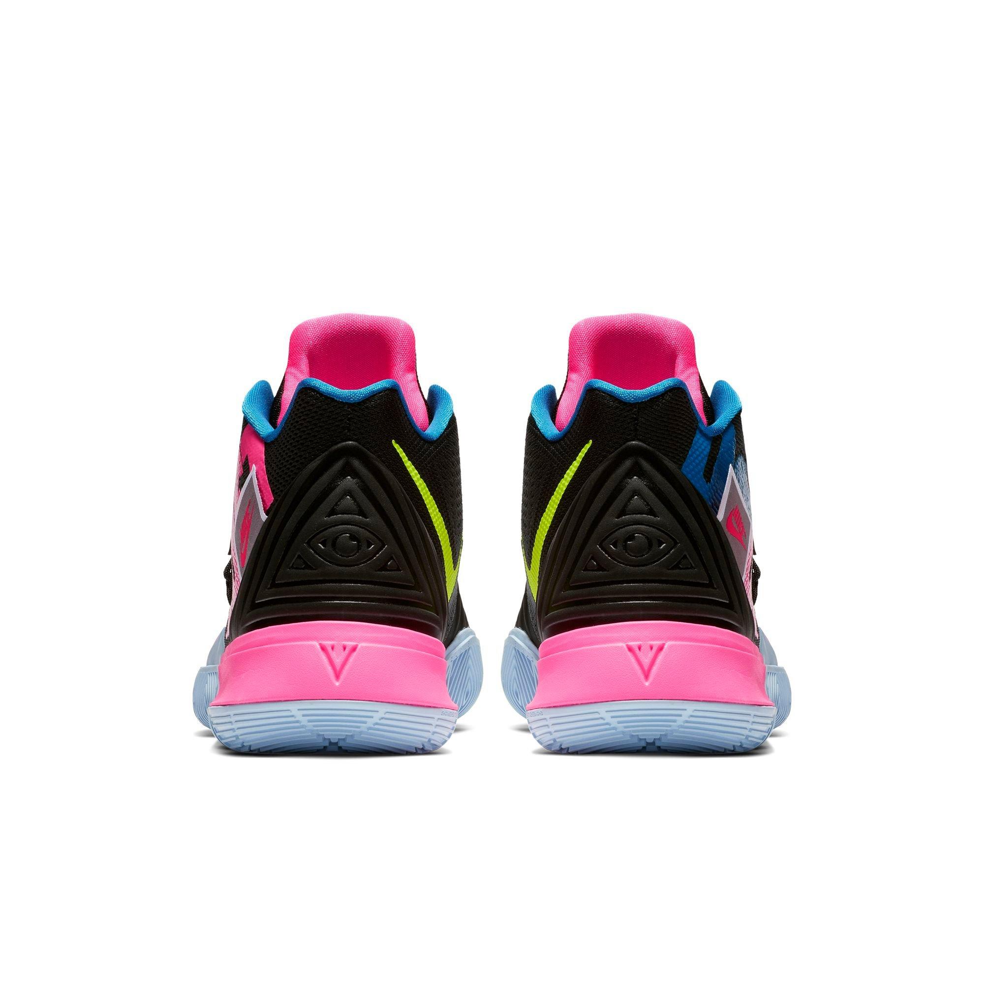 kyrie 5 have a nike day footlocker store 7cdbd d9d36