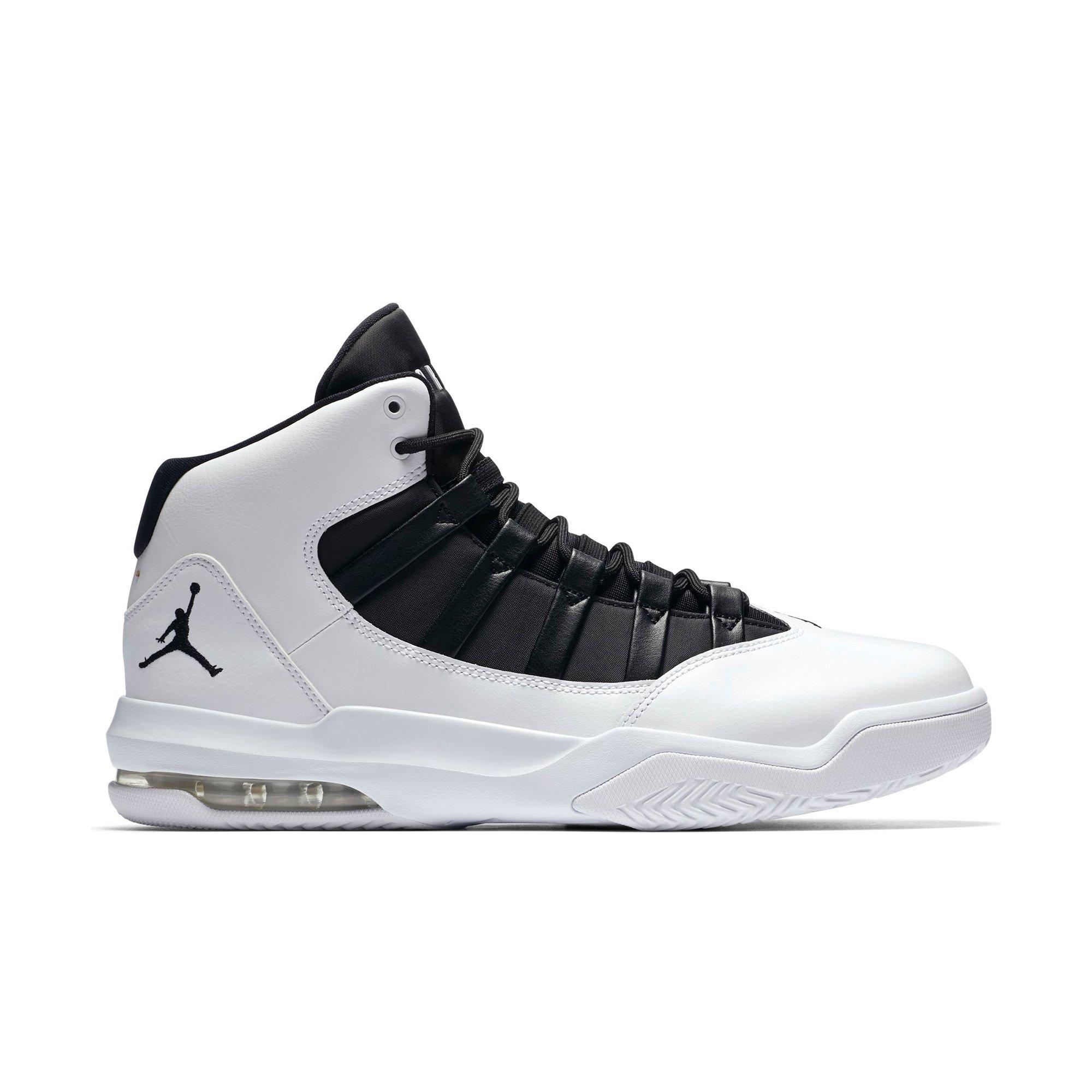 jordan max aura basketball sneaker