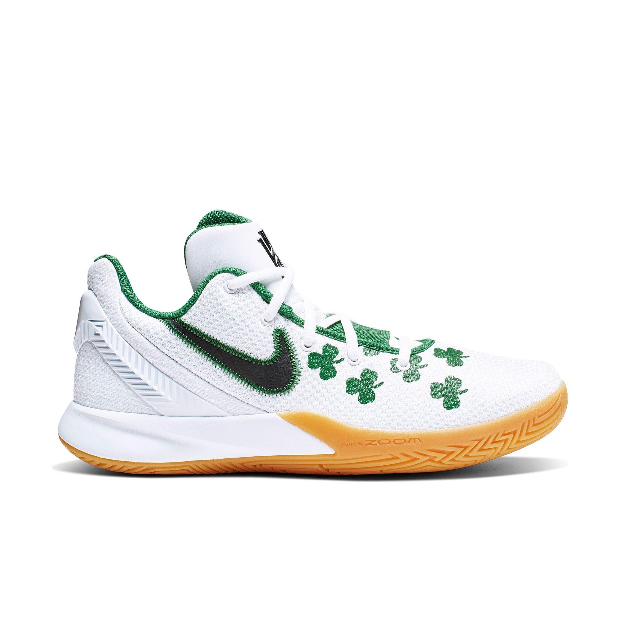 kyrie flytrap gum sole