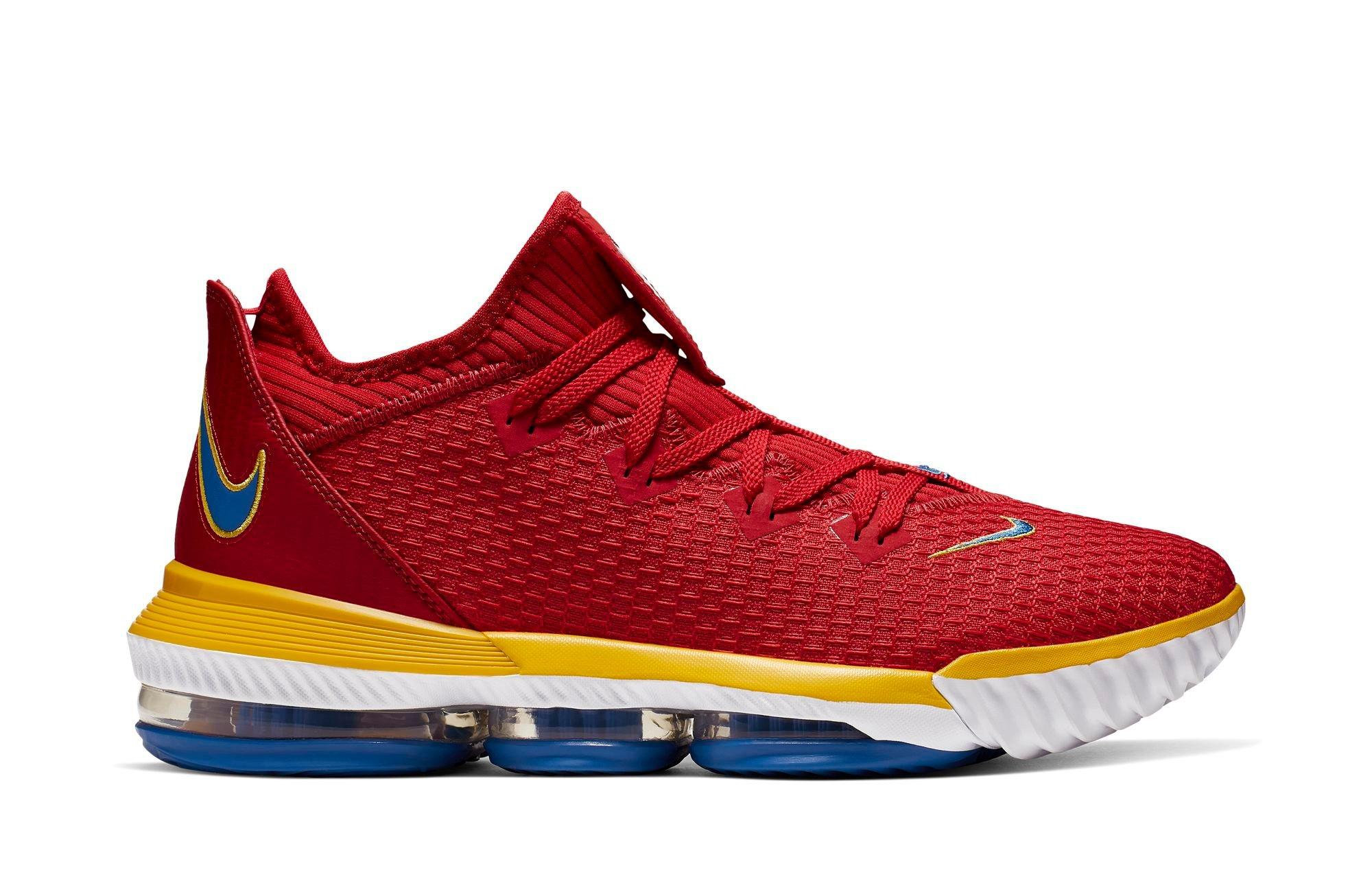 Nike Lebron James Basketball Shoes - Hibbett