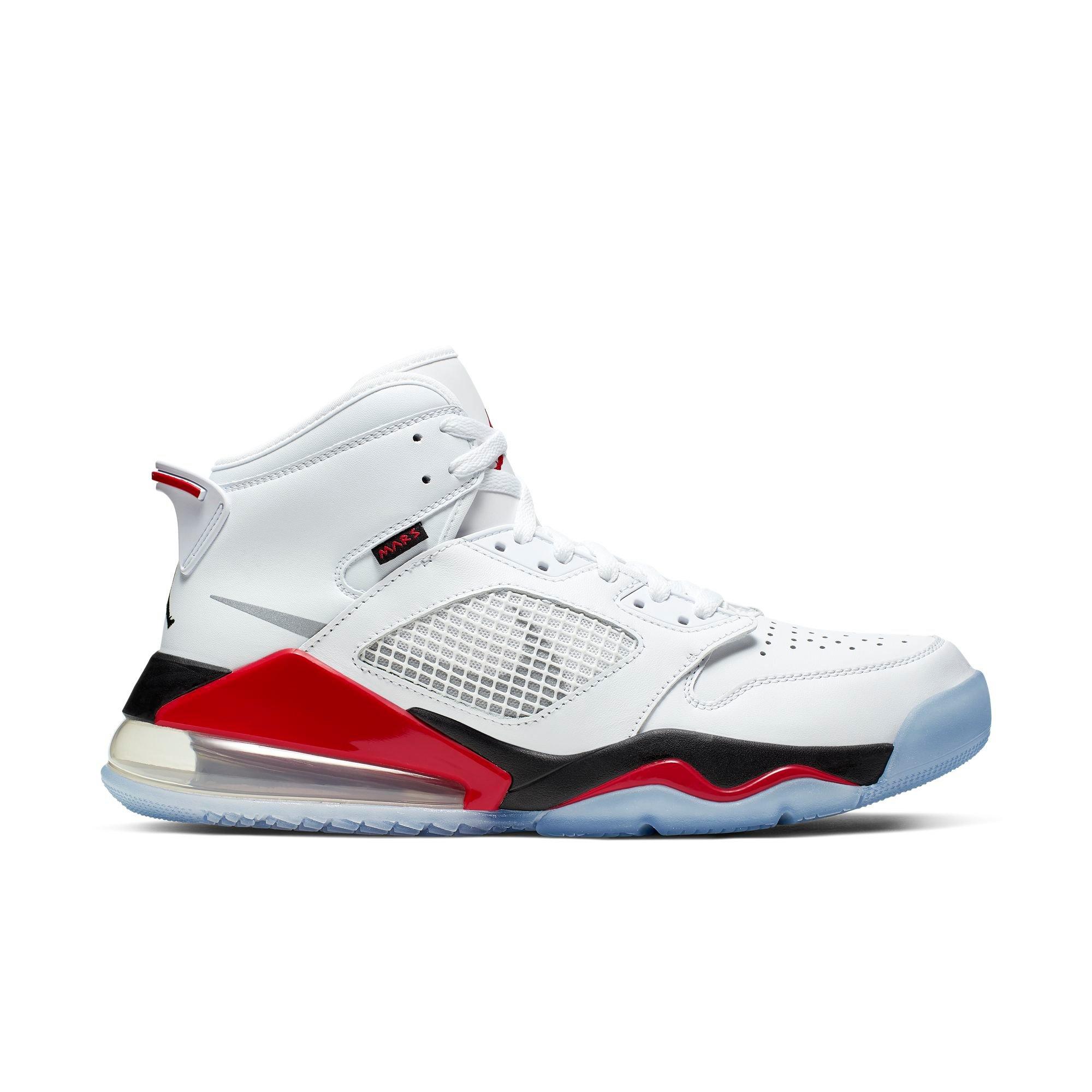 mars 270 nike