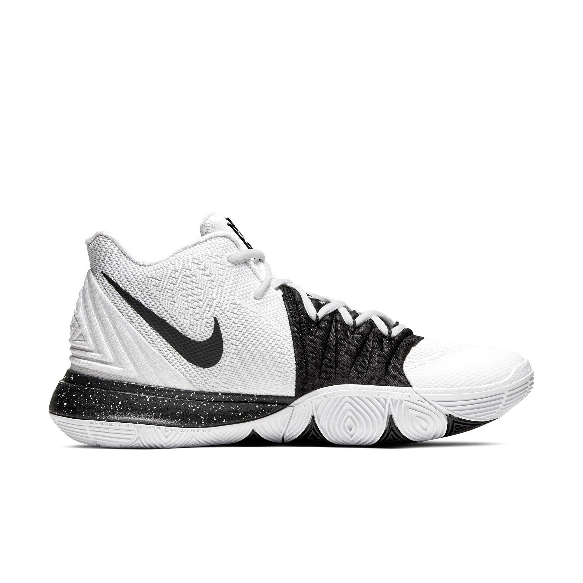 kyrie basketball shoes white