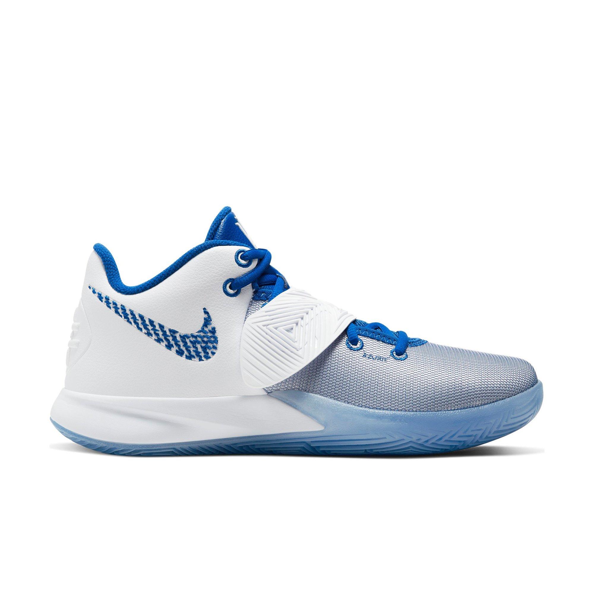 kyrie irving low top basketball shoes