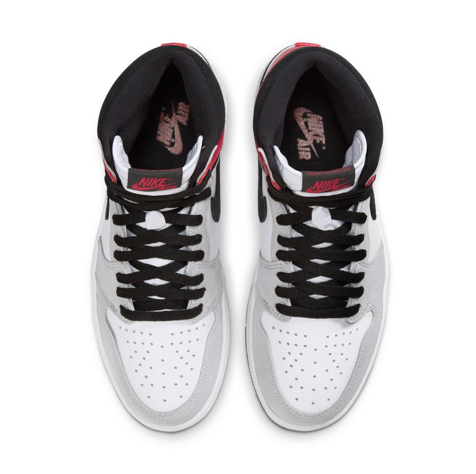 Sneakers Release – Jordan 1 Retro High OG “Light Smoke