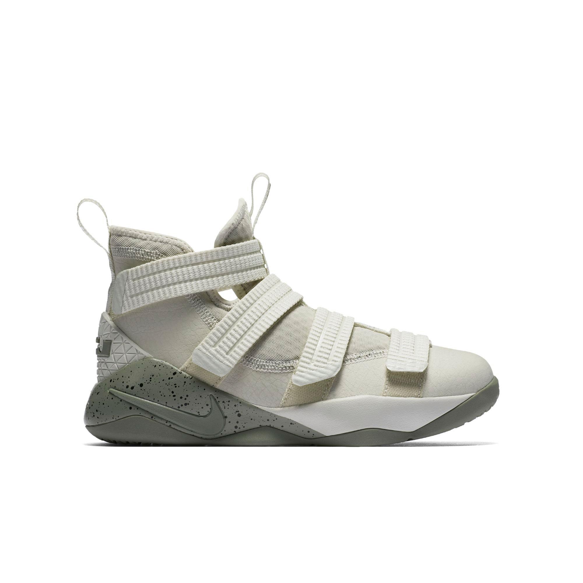 lebron soldier 11 grade school
