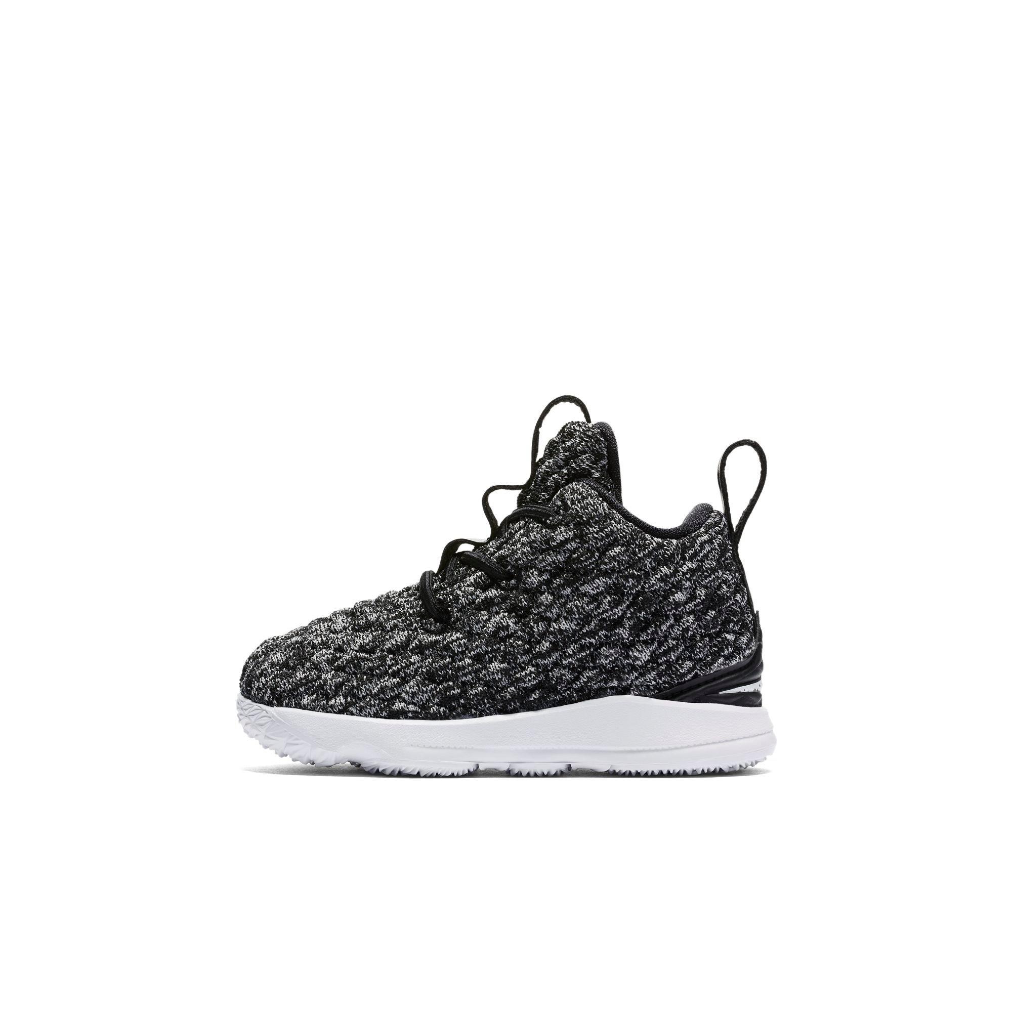 boys lebron 15