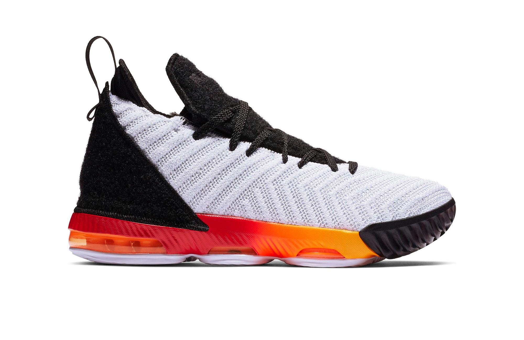 Hibbett sports sales lebron 16