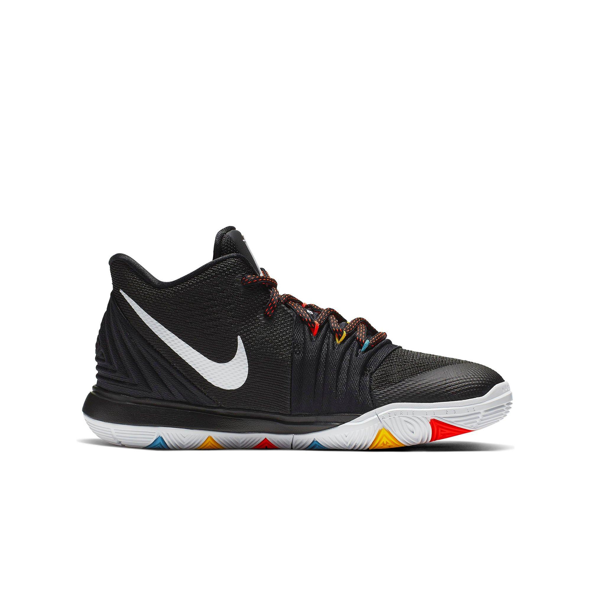 Men 's Kyrie 5 EP Basketball Shoes Black Magic AO2918 602