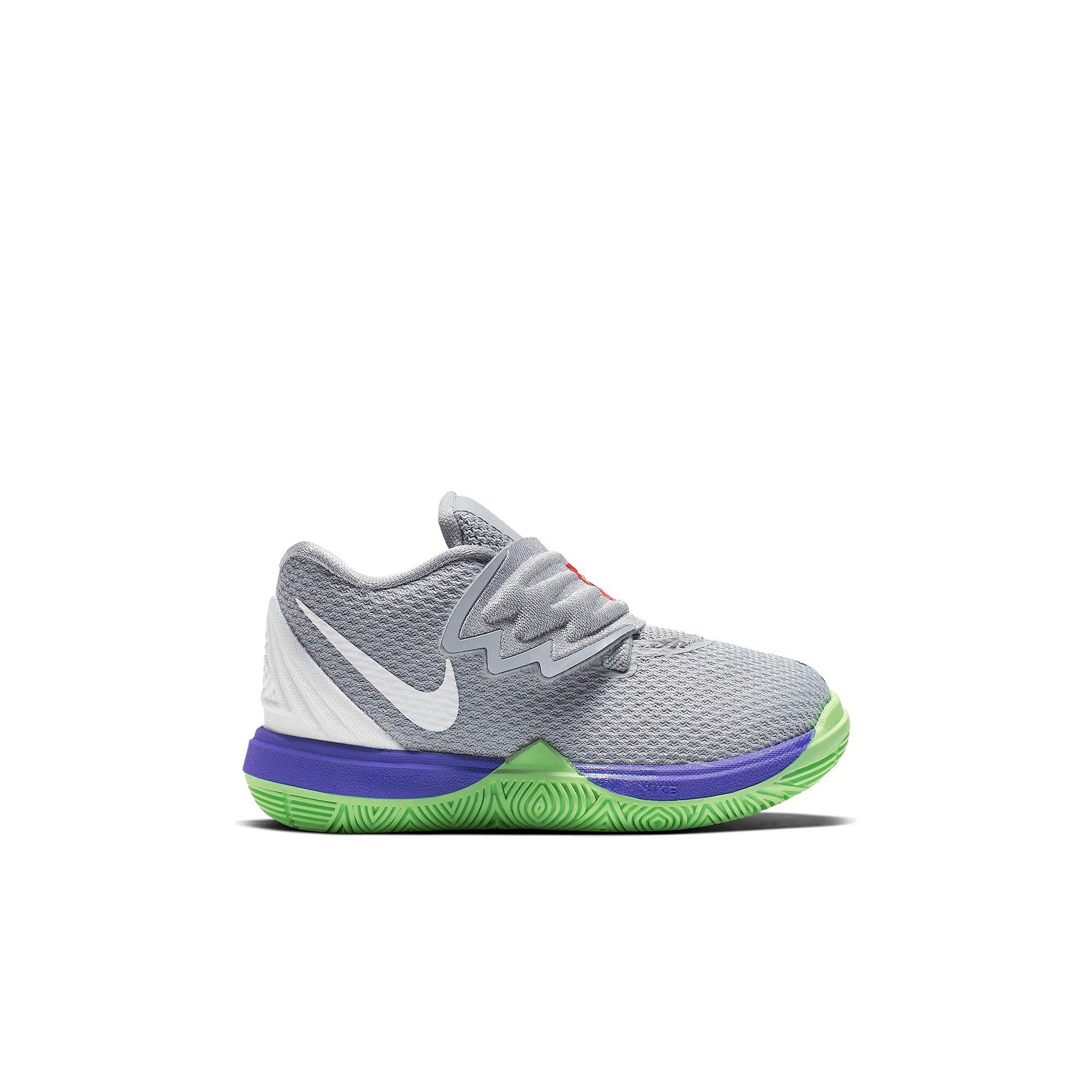 Nike Kids GS Kyrie 5 Basketball Shoe Sneakers Amazon.com