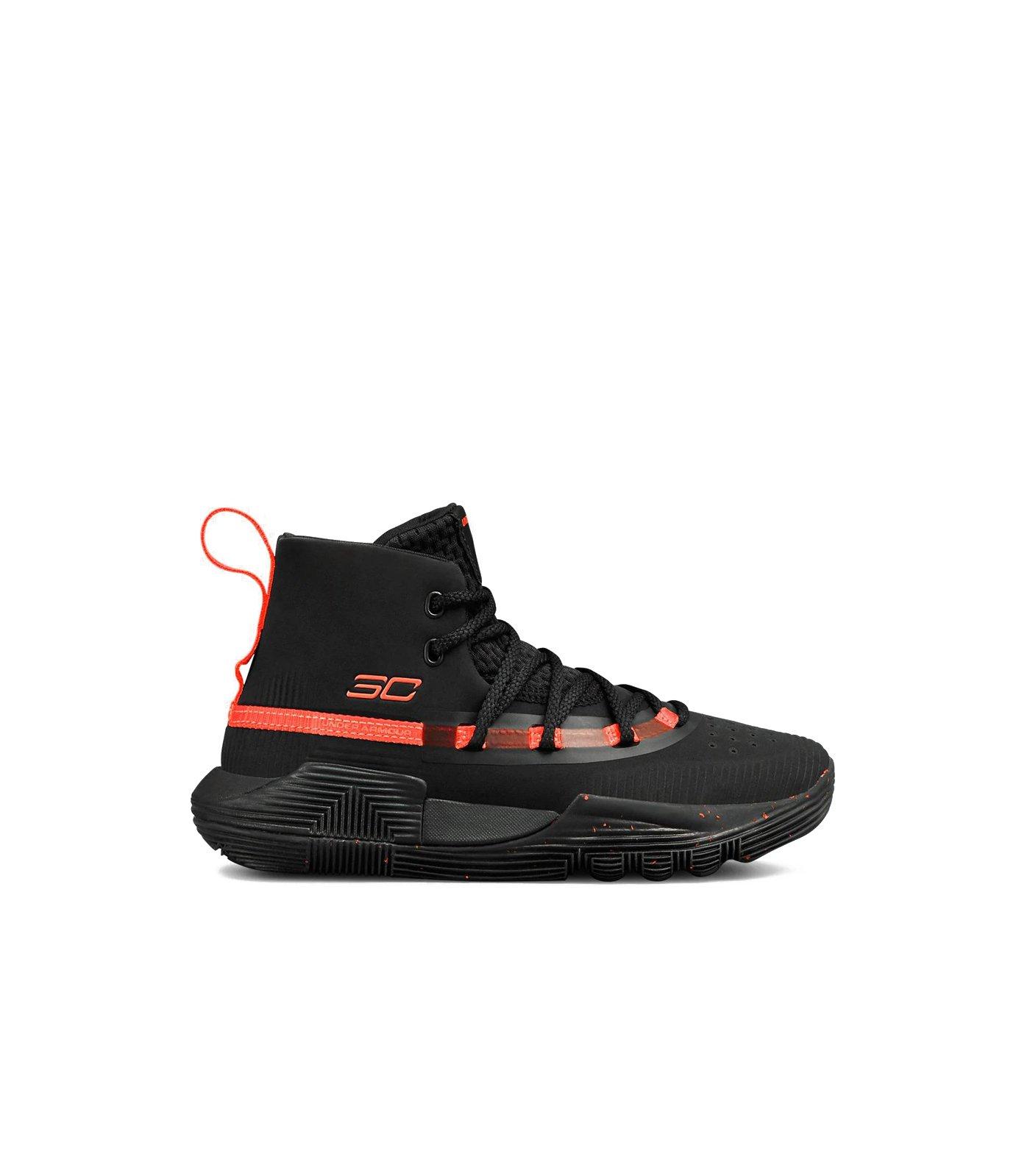 black and orange under armour shoes