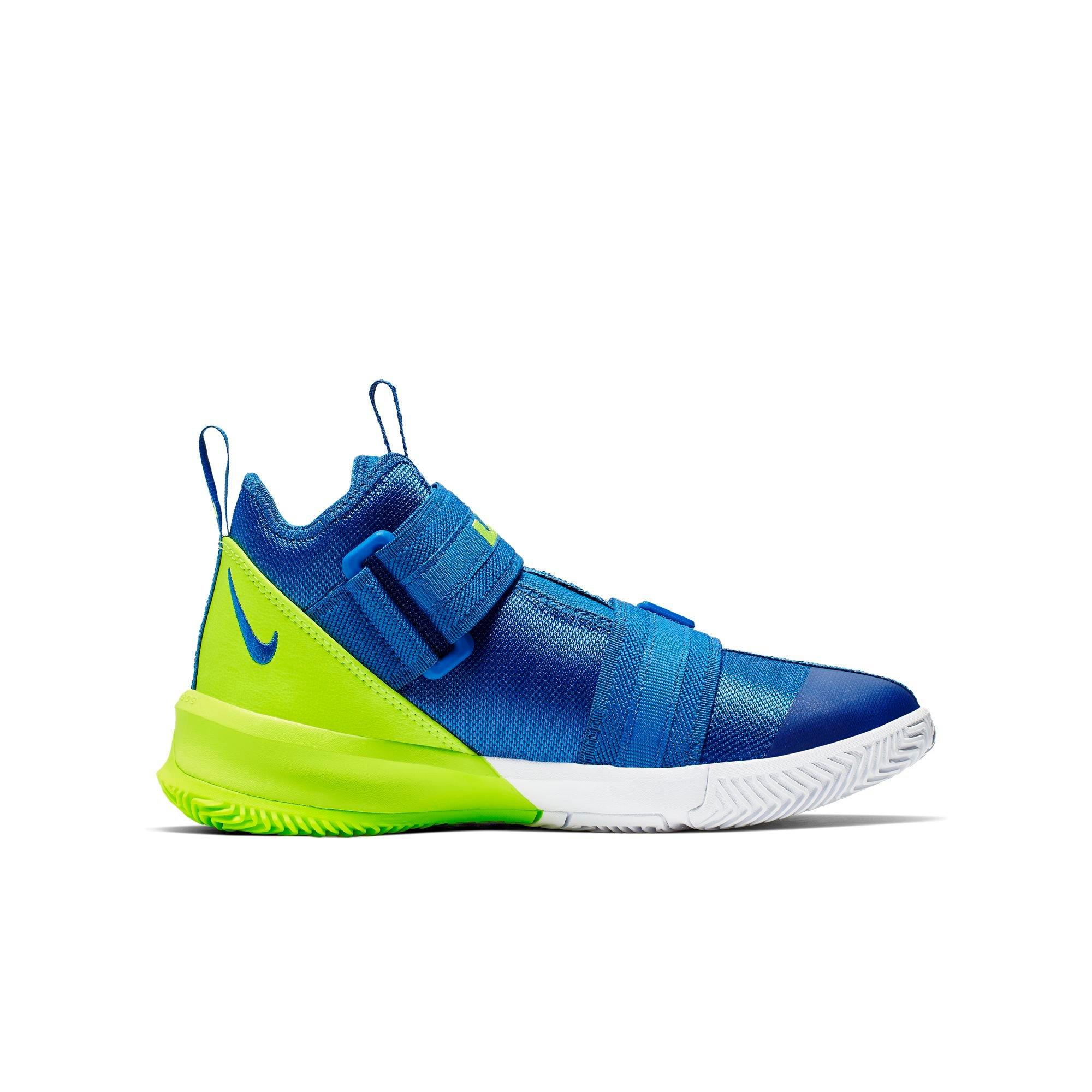 lebron james grade school basketball shoes