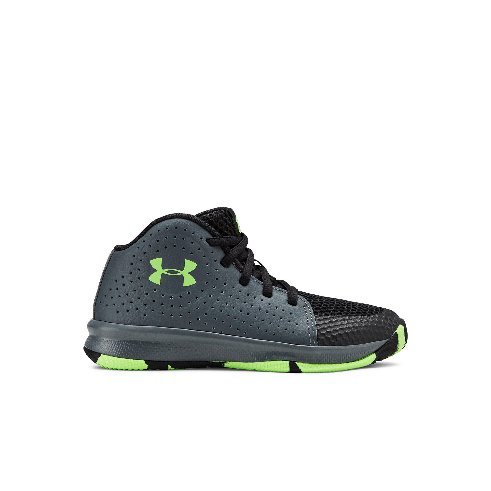 boys clearance under armour shoes