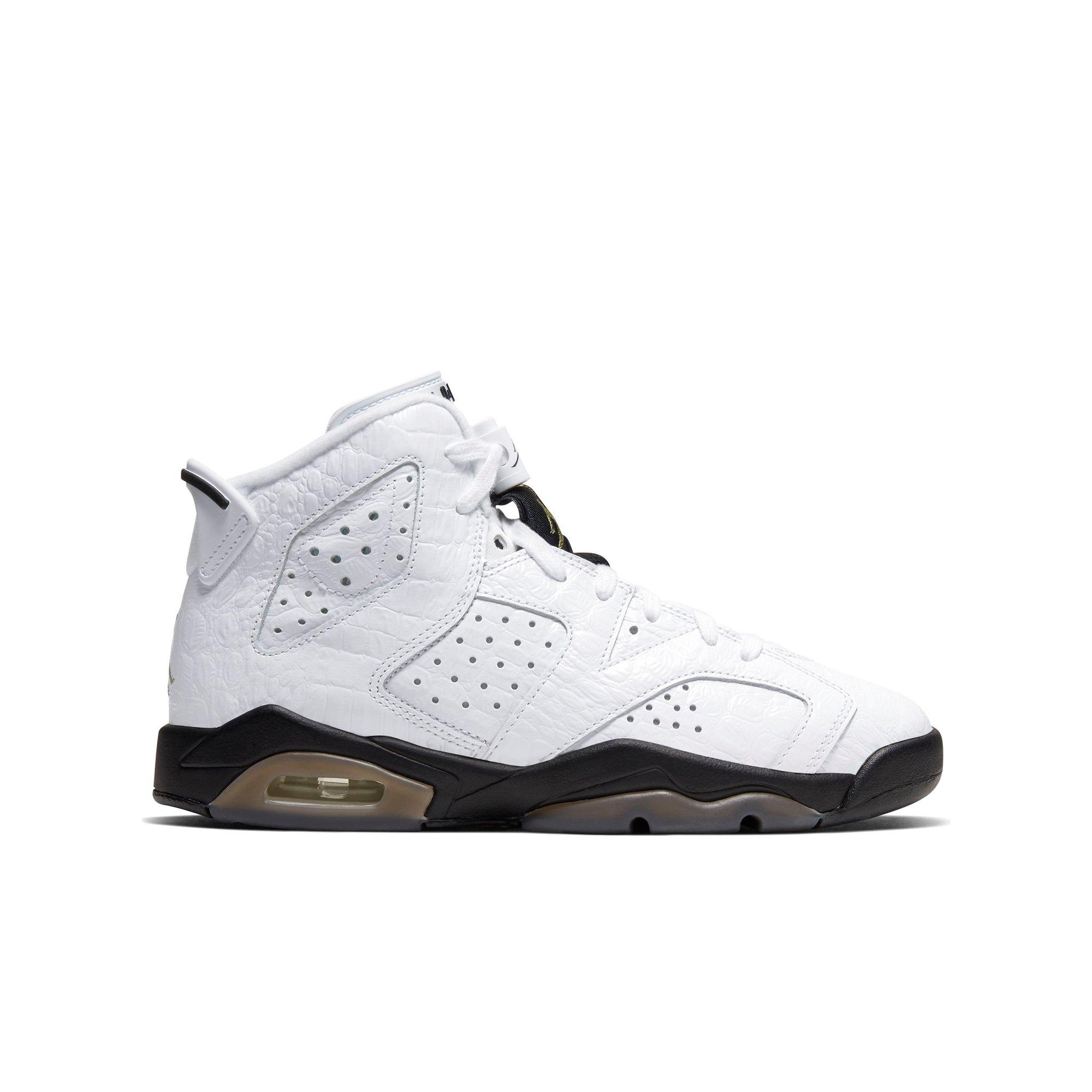 basketball shoes youth size 4