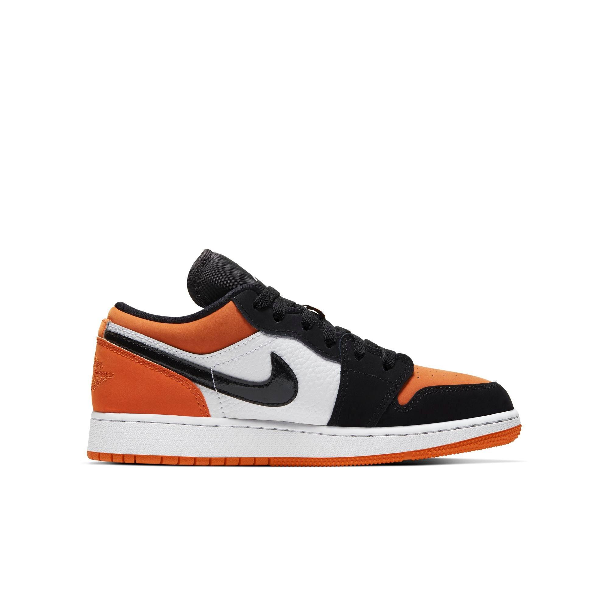 no tie nike sneakers