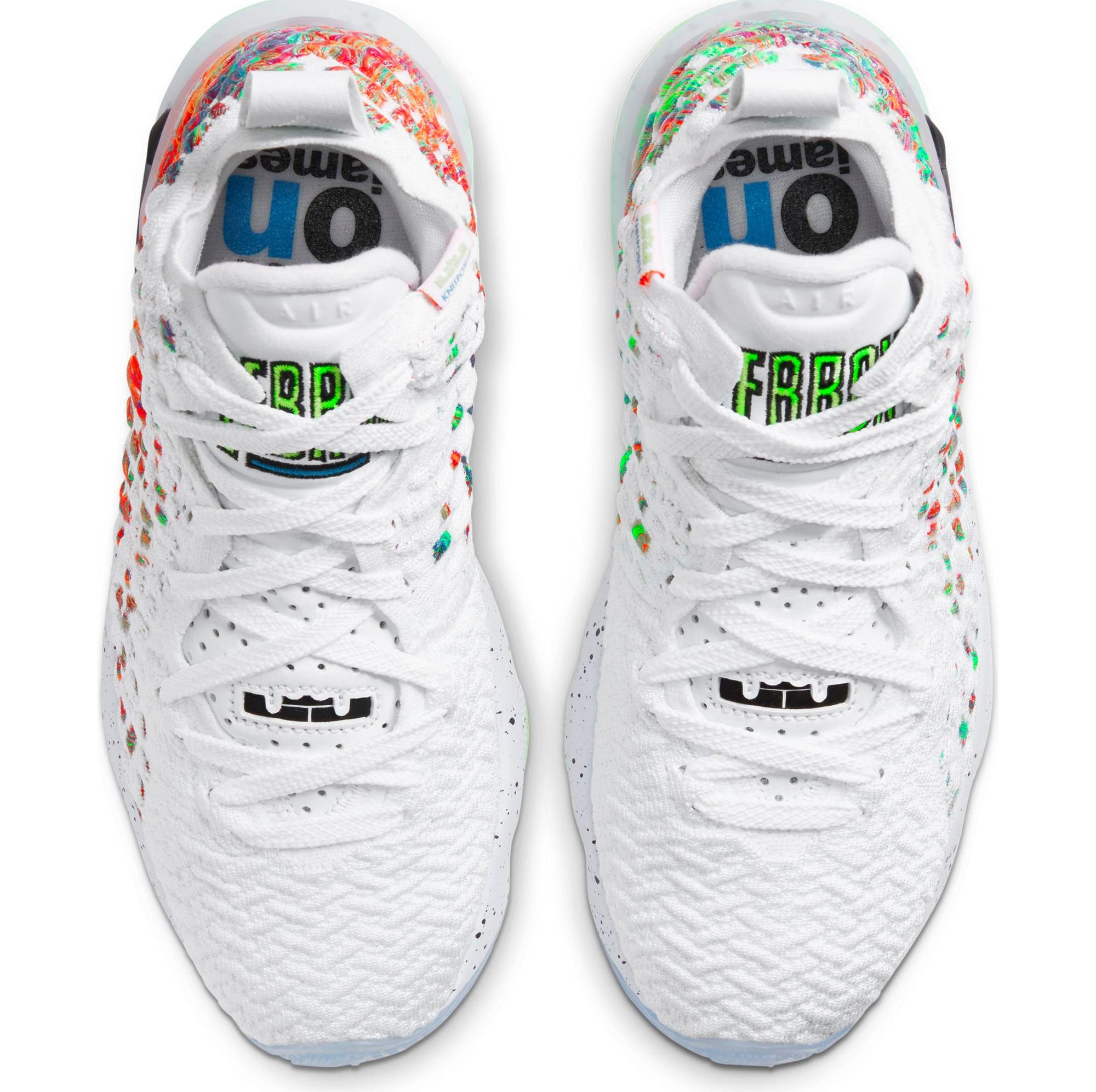 Sneakers Release – Nike Lebron 17 “Command Force”