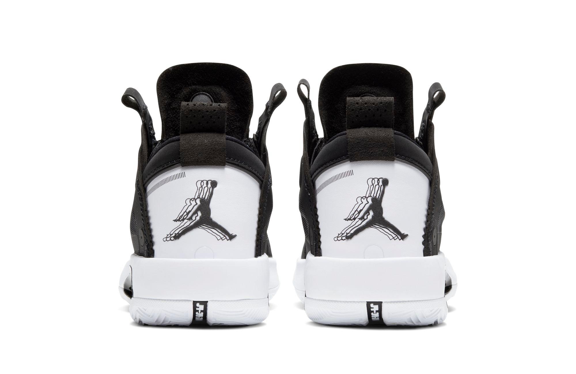 Sneakers Release Jordan 34 Black White Grade School Kids Basketball Shoes